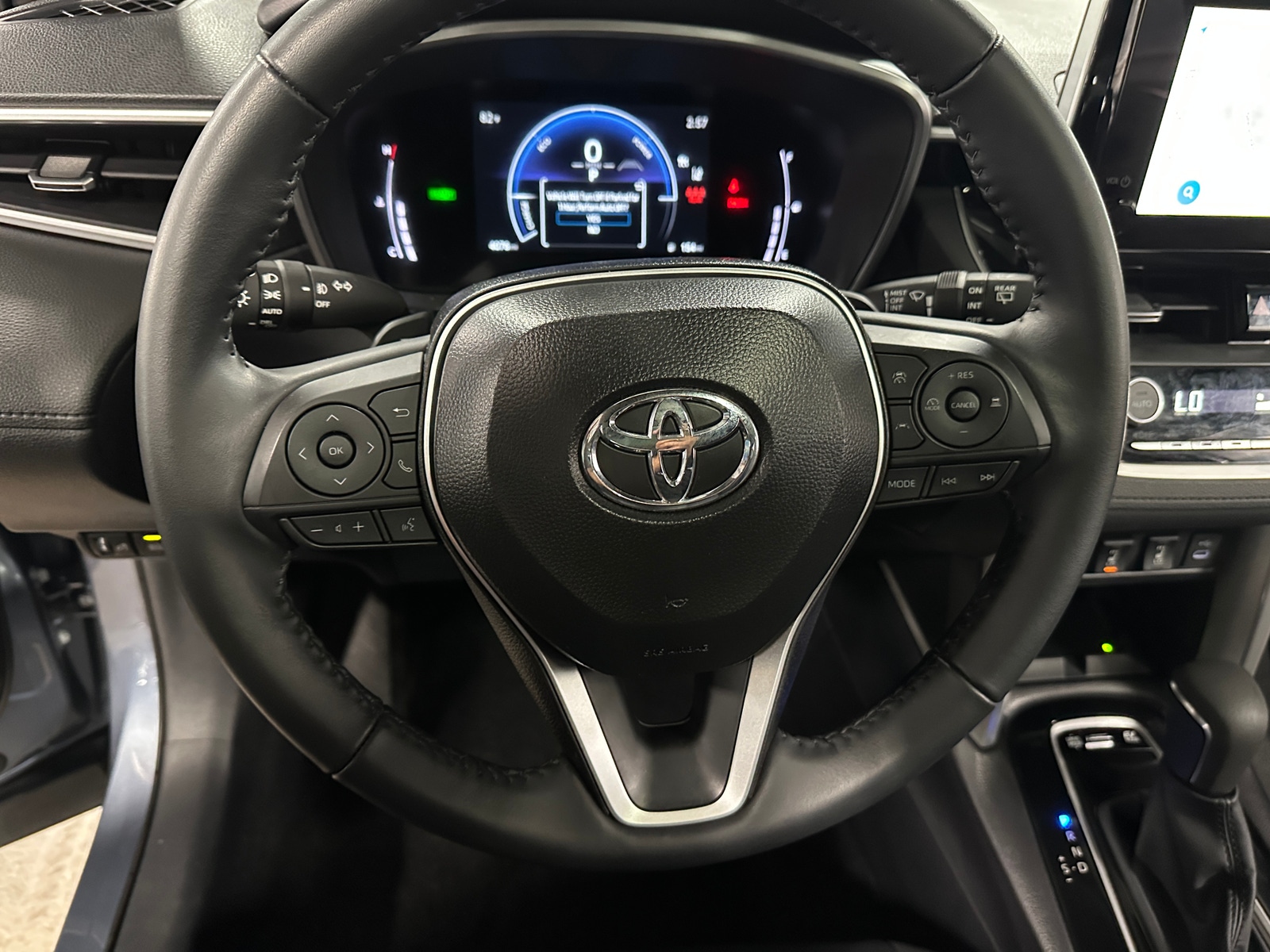 Thumbnail: 2025 Toyota Corolla Cross - 4