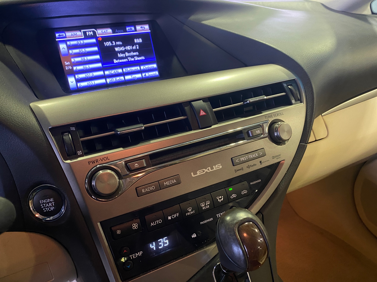 Thumbnail: 2015 Lexus RX - 4