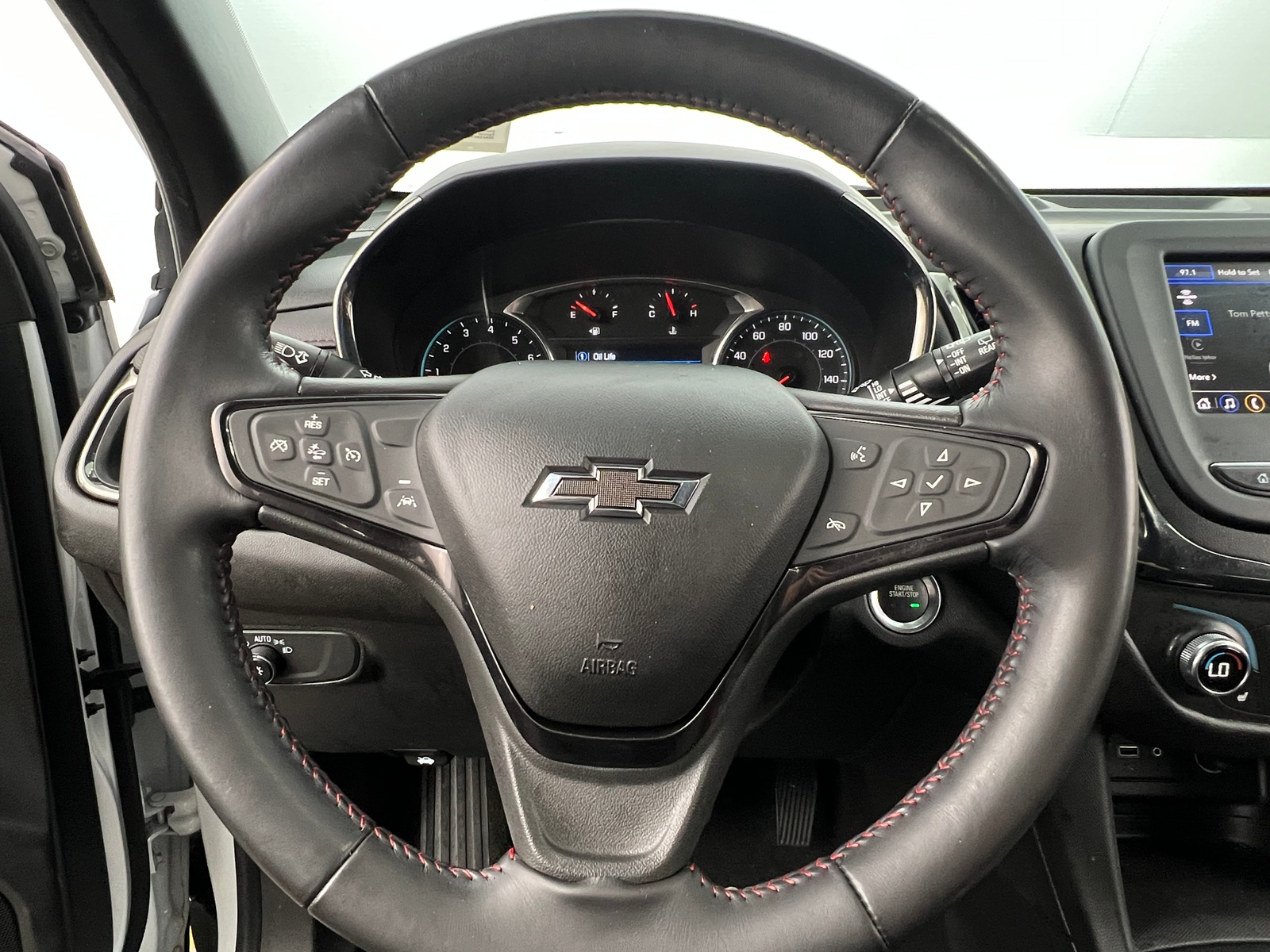 Thumbnail: 2022 Chevrolet Equinox - 5