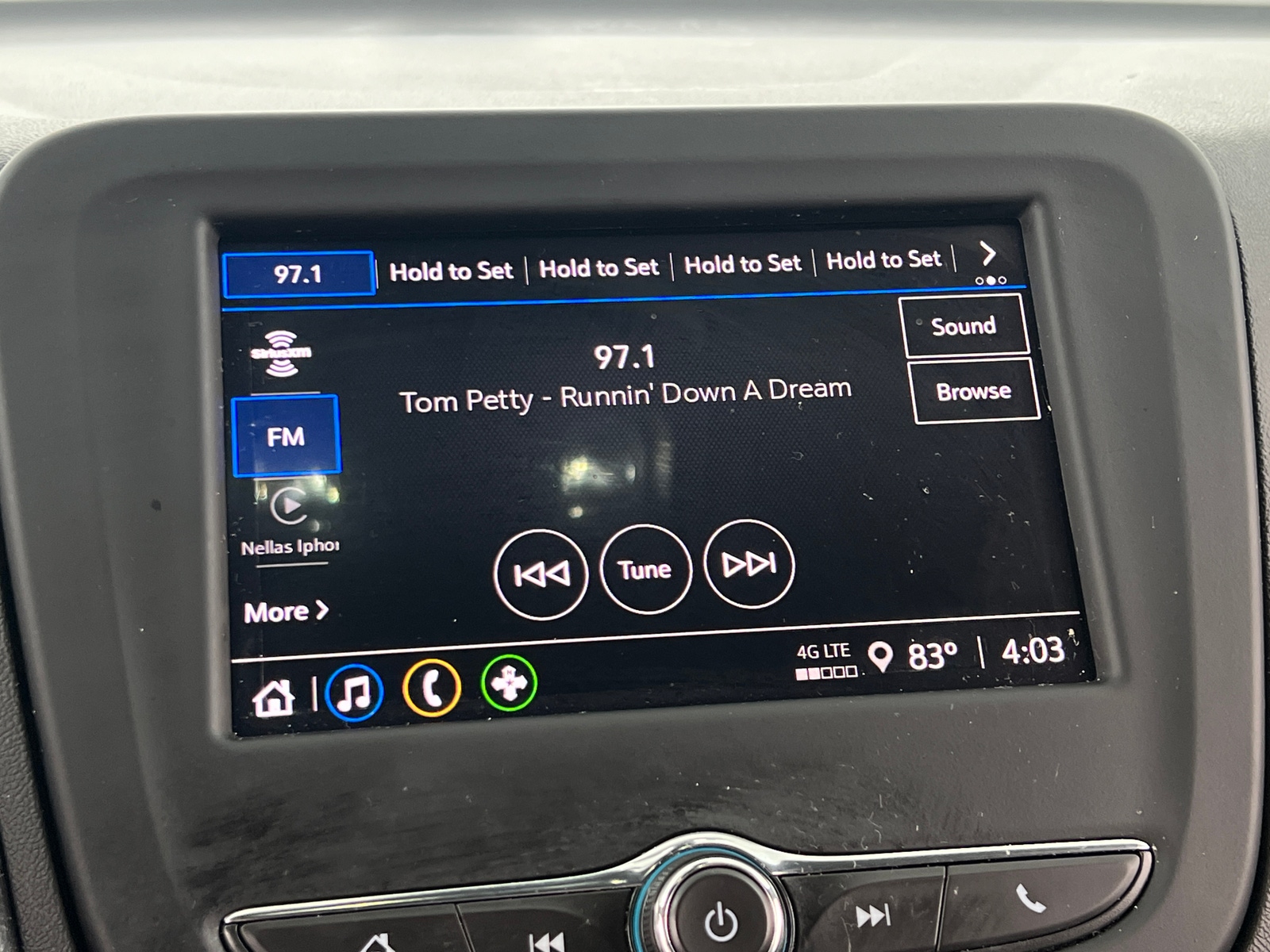 Thumbnail: 2022 Chevrolet Equinox - 4