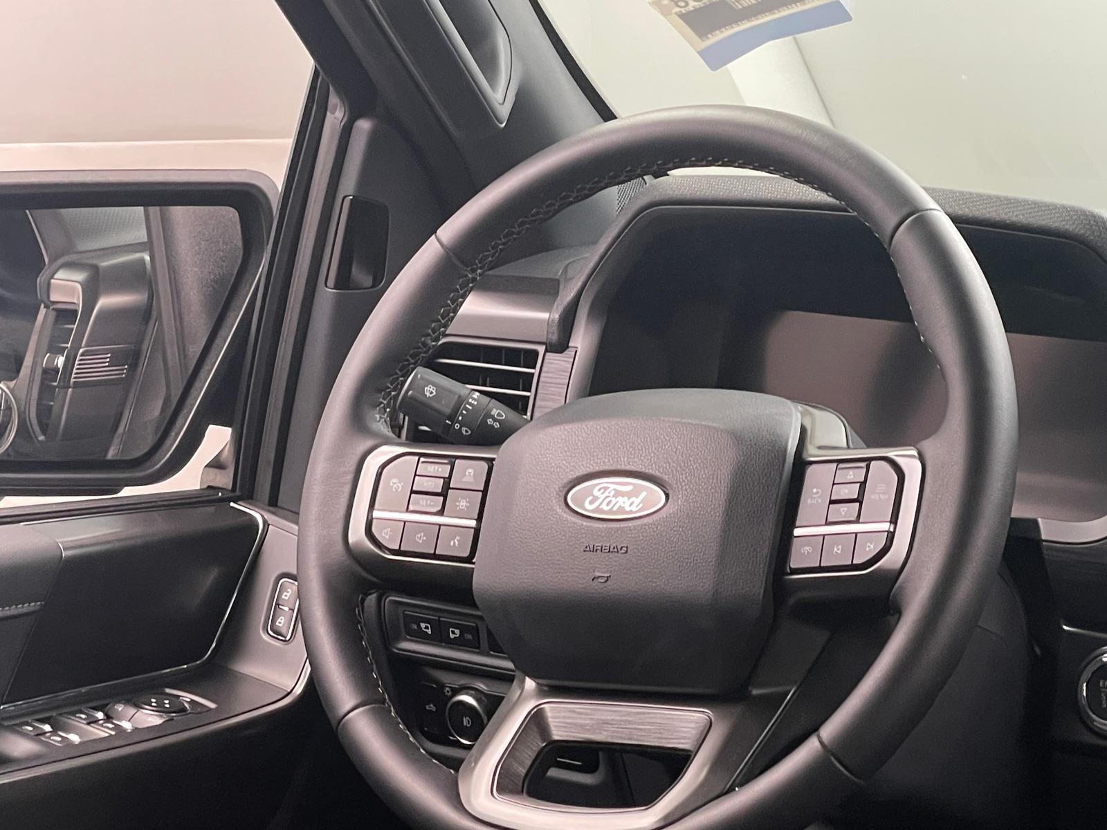 Thumbnail: 2024 Ford Econoline - 5