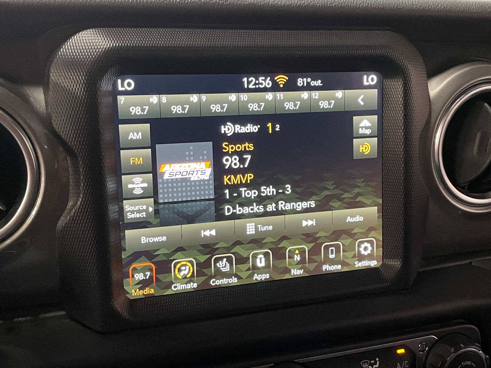 Thumbnail: 2022 Jeep Wrangler - 4