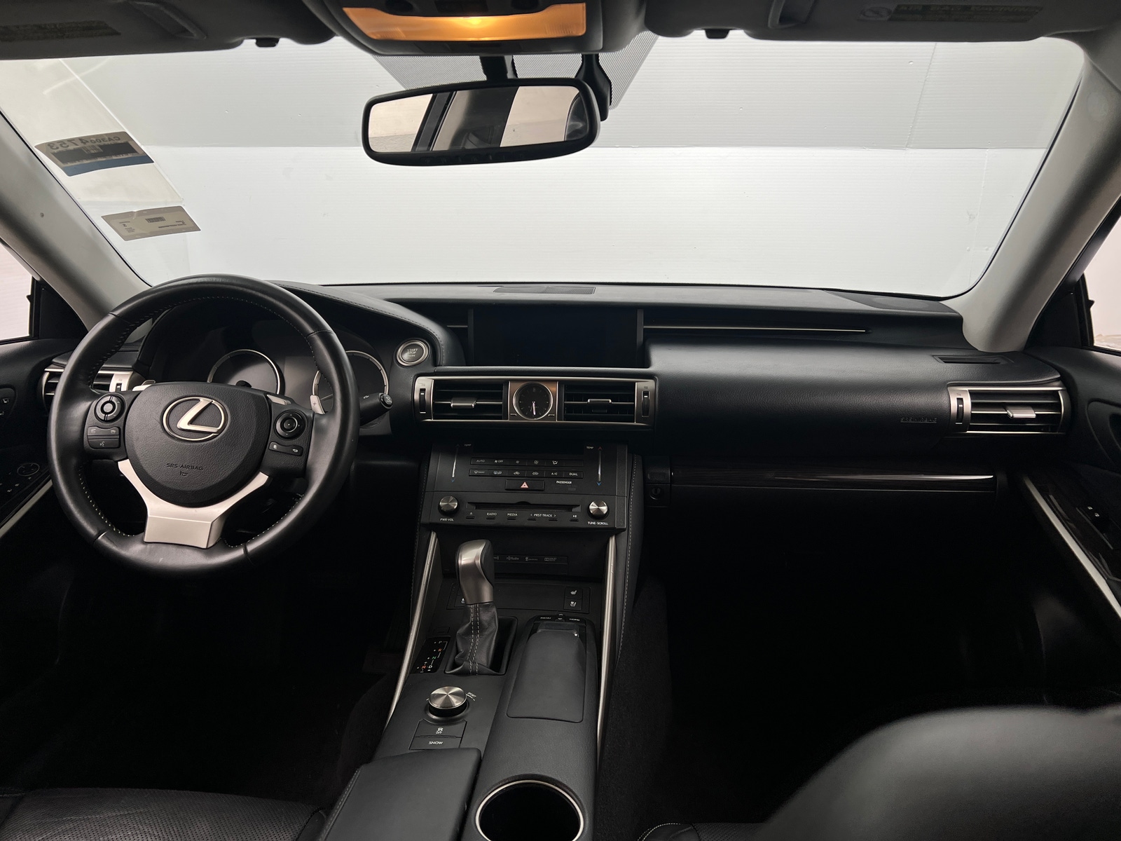 Thumbnail: 2015 Lexus IS - 2