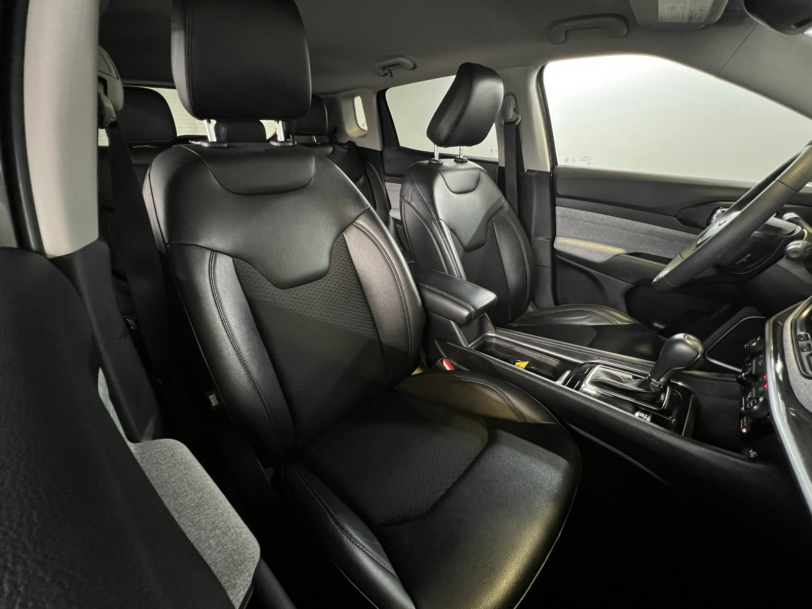 Thumbnail: 2022 Jeep Compass - 2