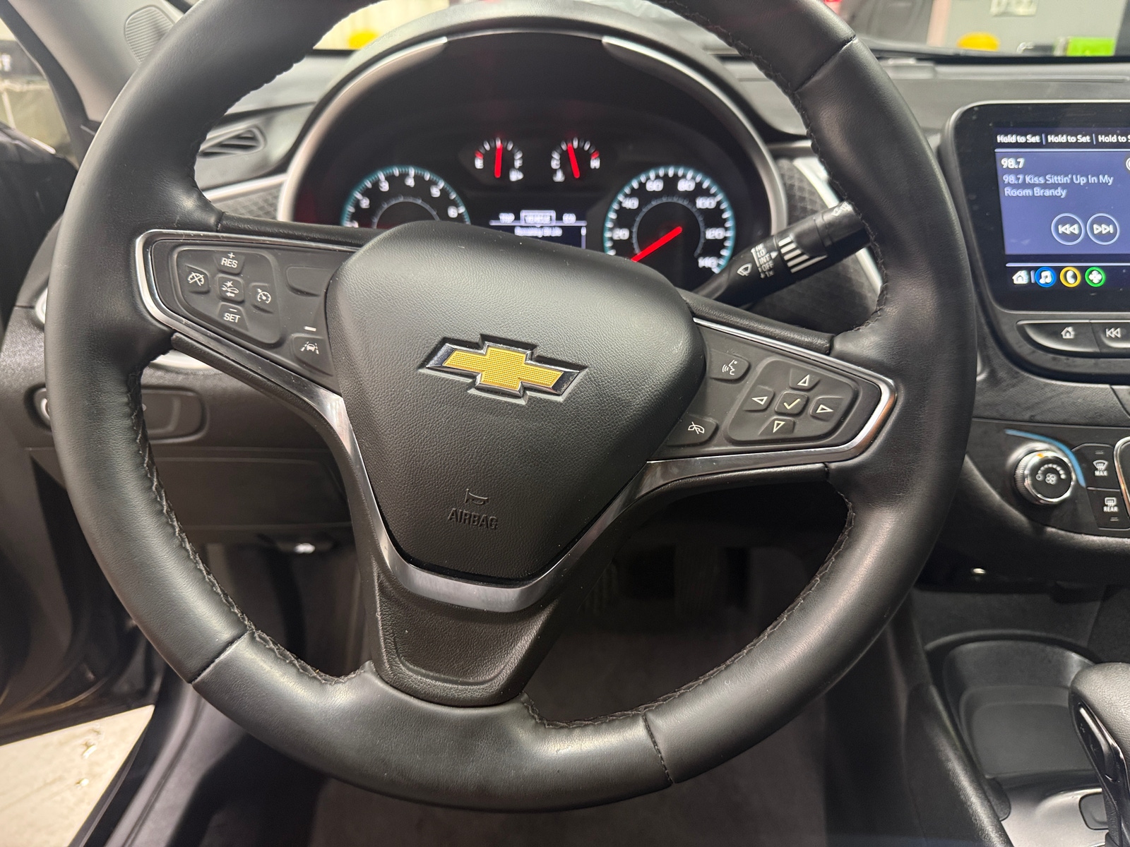 Thumbnail: 2023 Chevrolet Malibu - 5