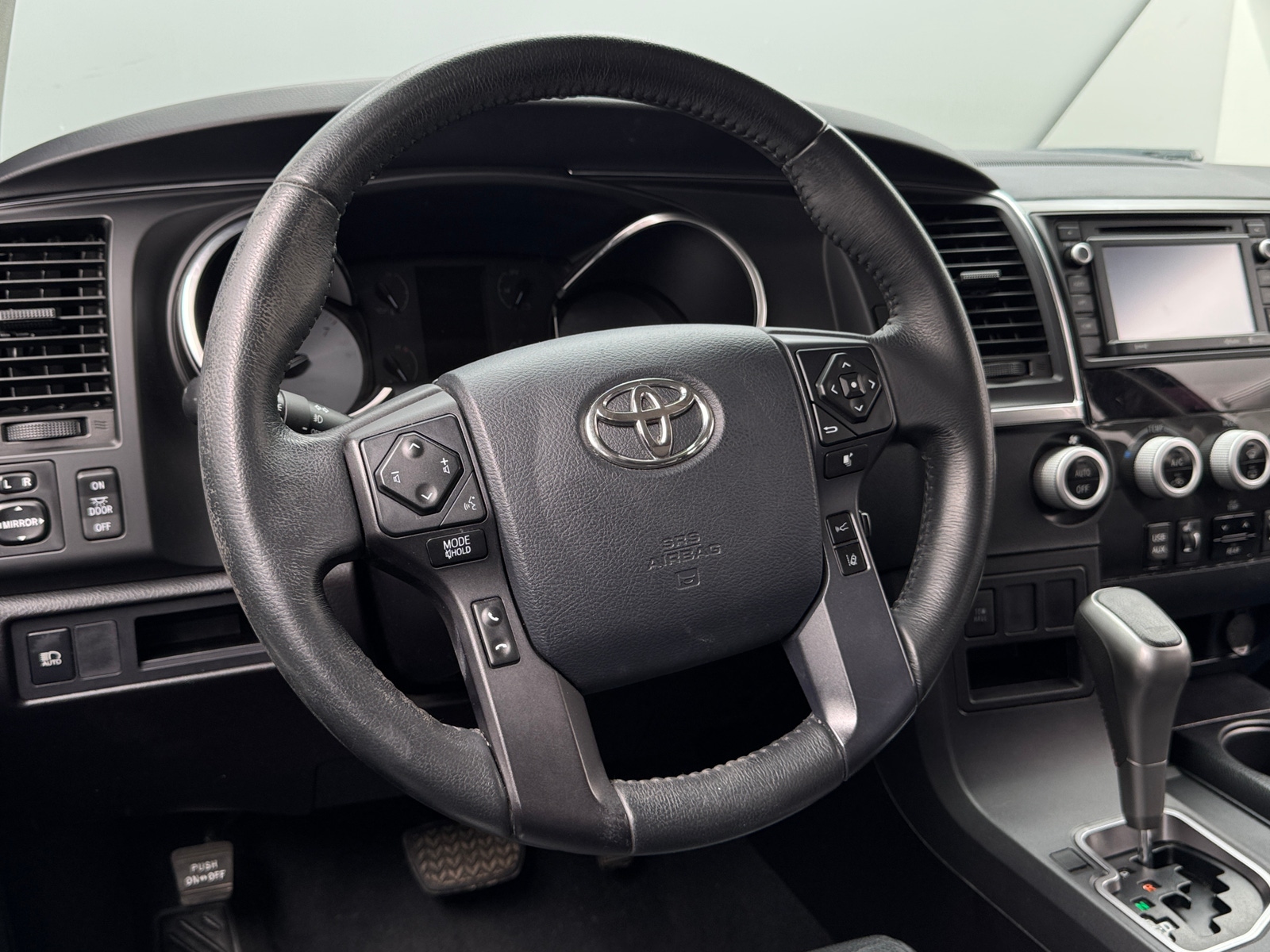 Thumbnail: 2019 Toyota Sequoia - 4