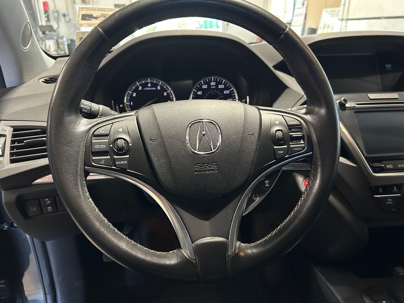 Thumbnail: 2016 Acura MDX - 4