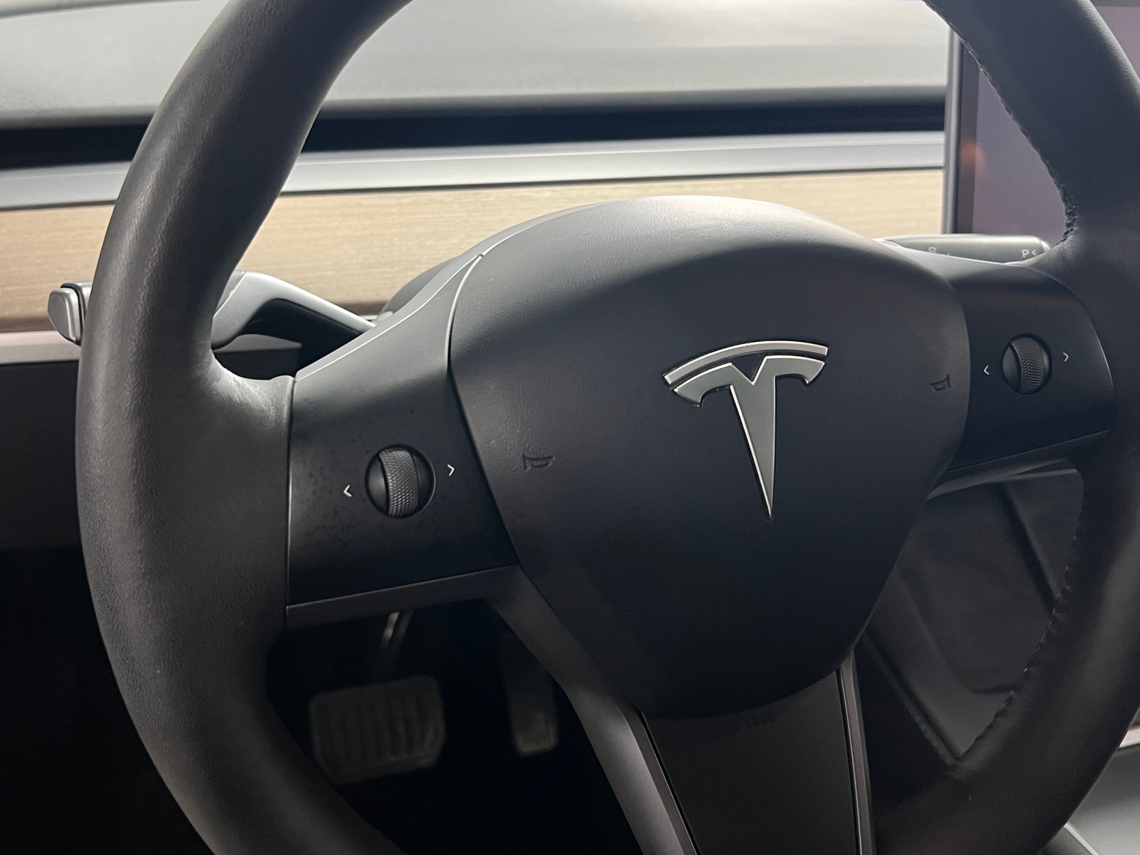 Thumbnail: 2023 Tesla Model Y - 4