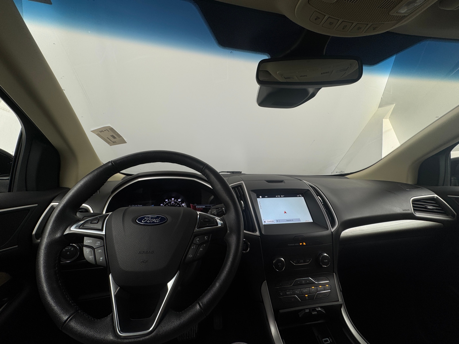 Thumbnail: 2019 Ford Edge - 3