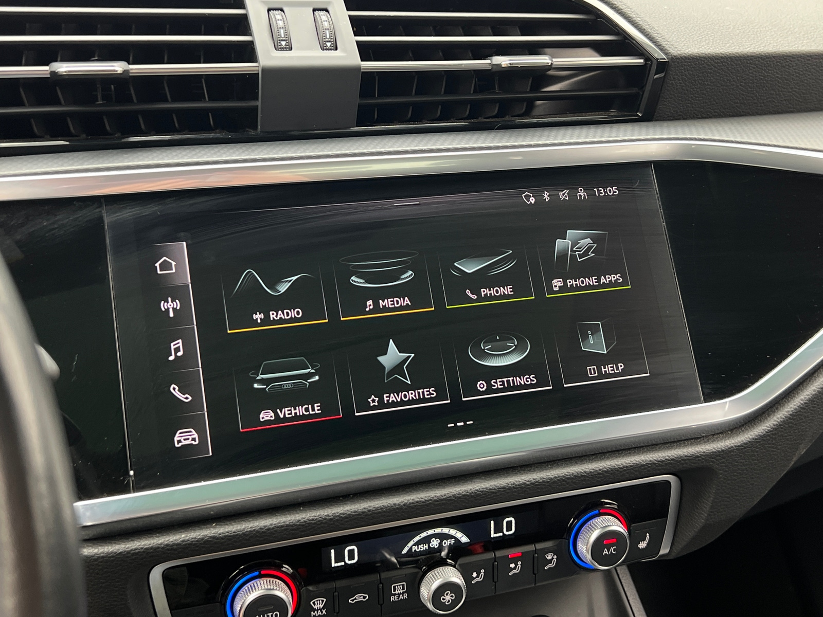 Thumbnail: 2023 Audi Q3 - 3