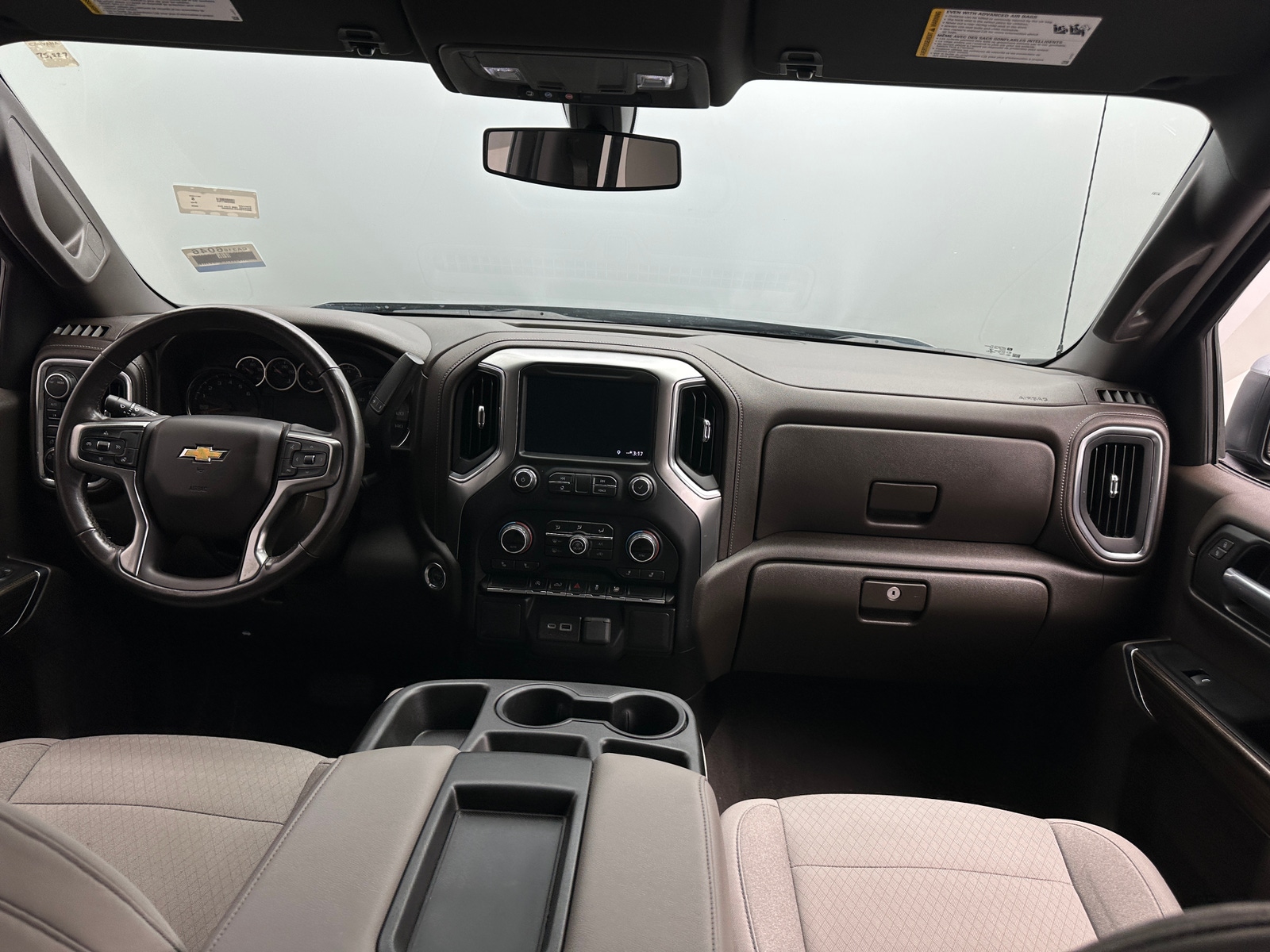 Thumbnail: 2020 Chevrolet Silverado 1500 - 3