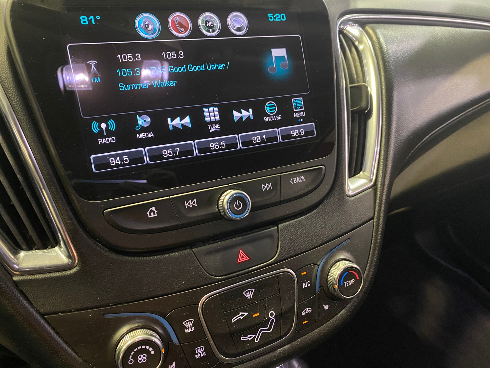 Thumbnail: 2018 Chevrolet Malibu - 4