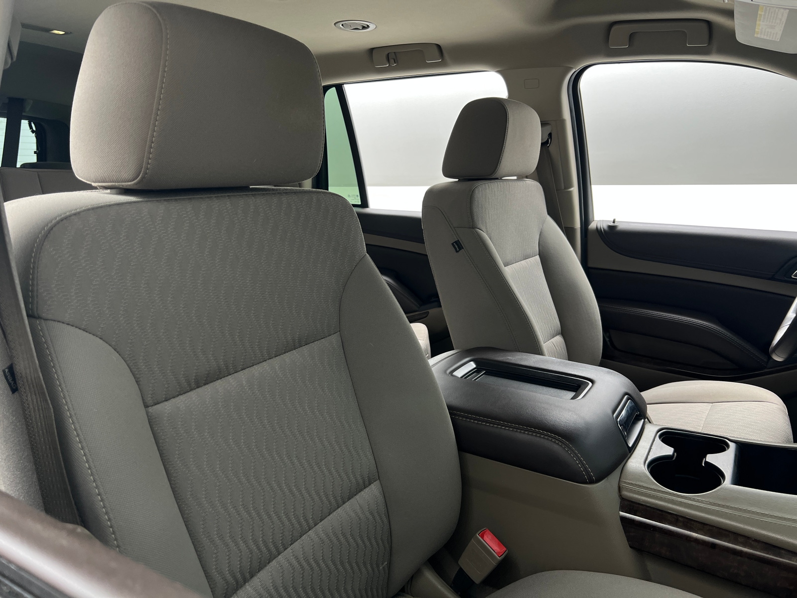 Thumbnail: 2016 Chevrolet Tahoe - 2