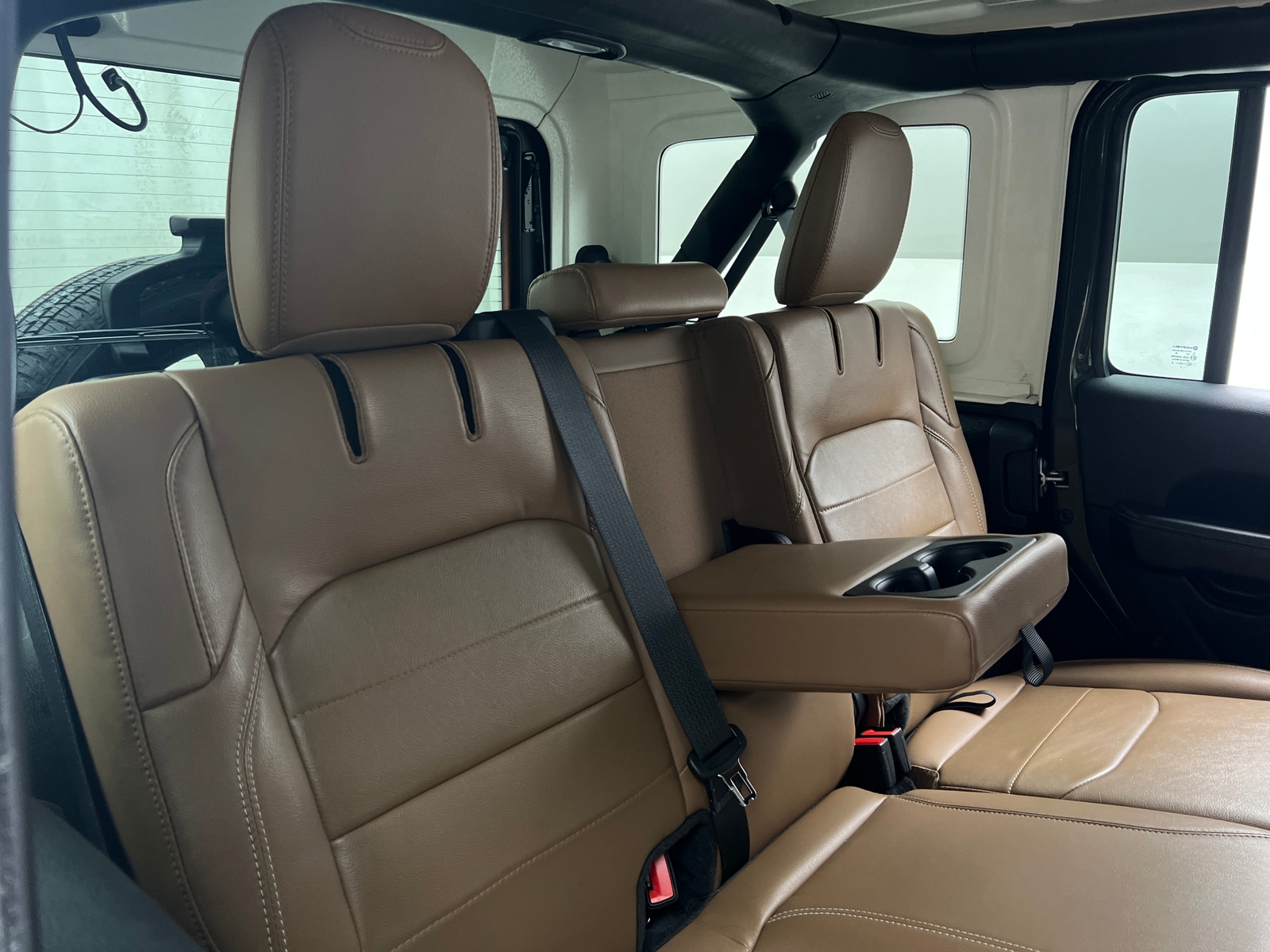 Thumbnail: 2022 Jeep Wrangler - 6