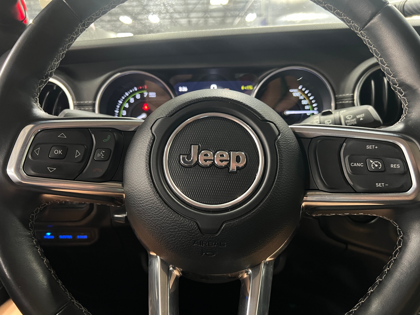 Thumbnail: 2022 Jeep Wrangler - 5