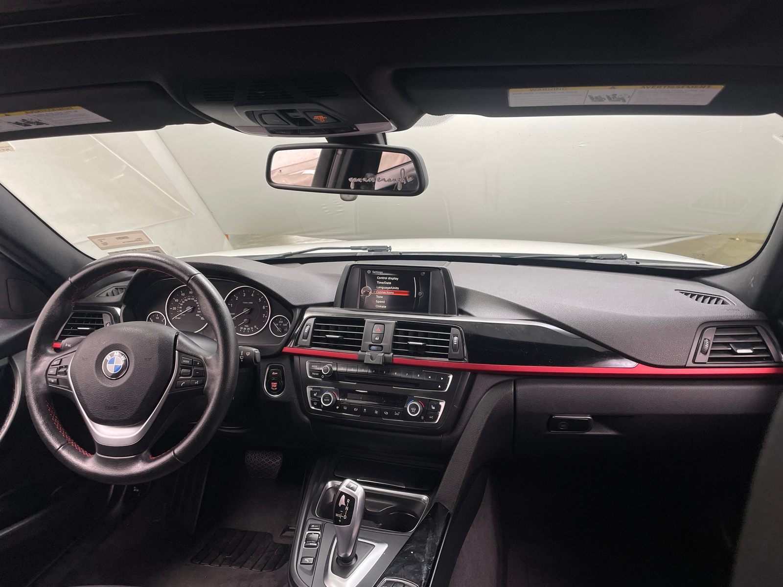 Thumbnail: 2015 BMW 3 Series - 2