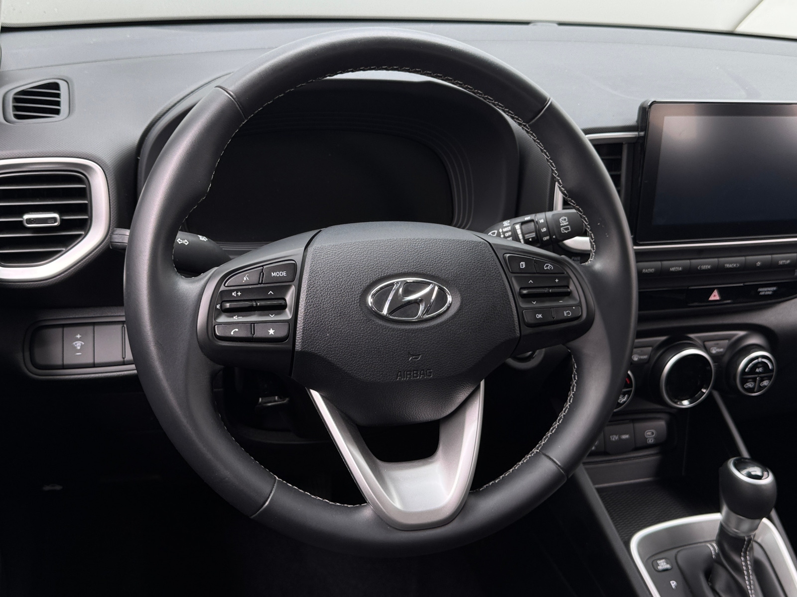 Thumbnail: 2024 Hyundai Venue - 5