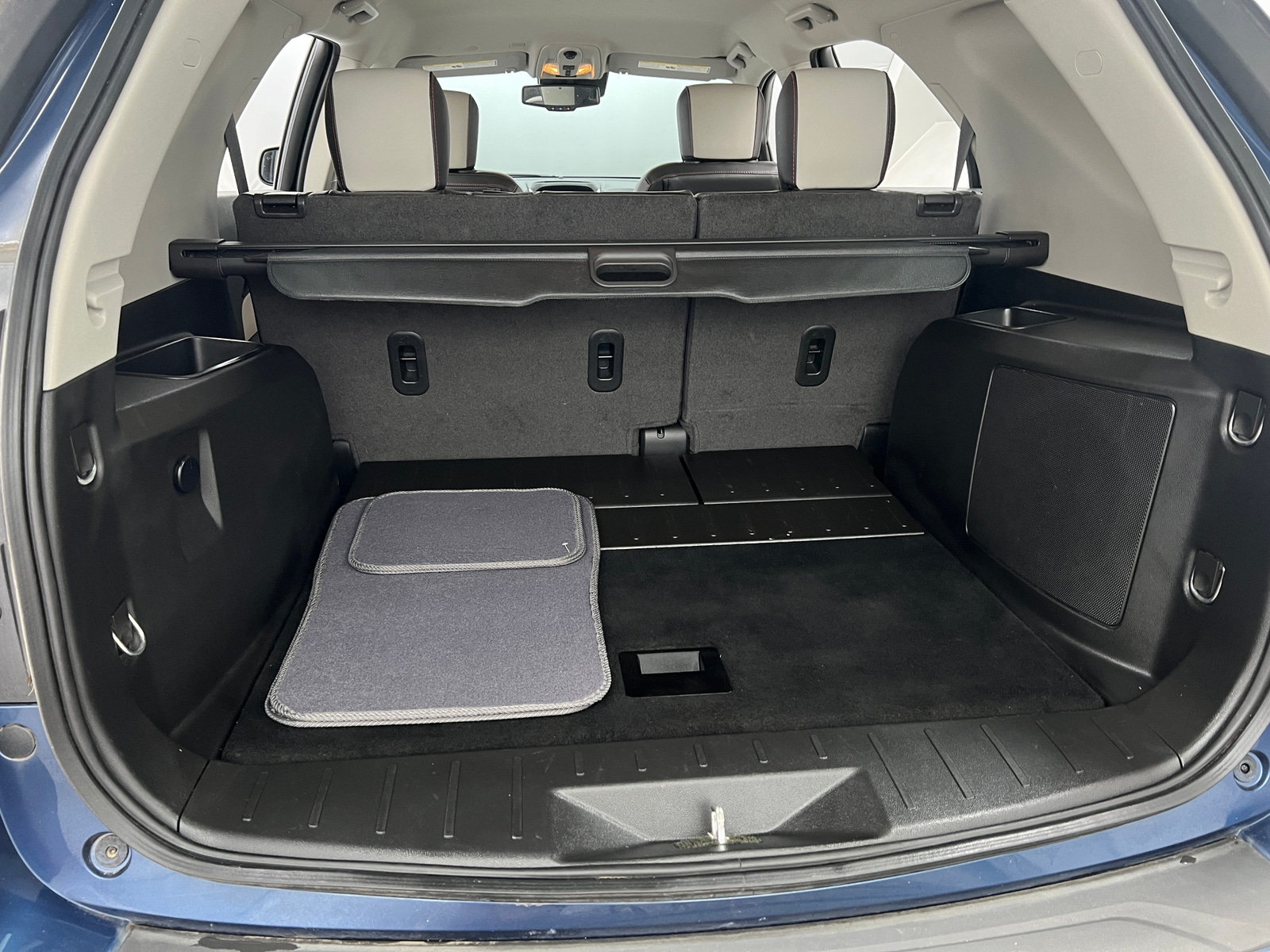 Thumbnail: 2017 Chevrolet Equinox - 6