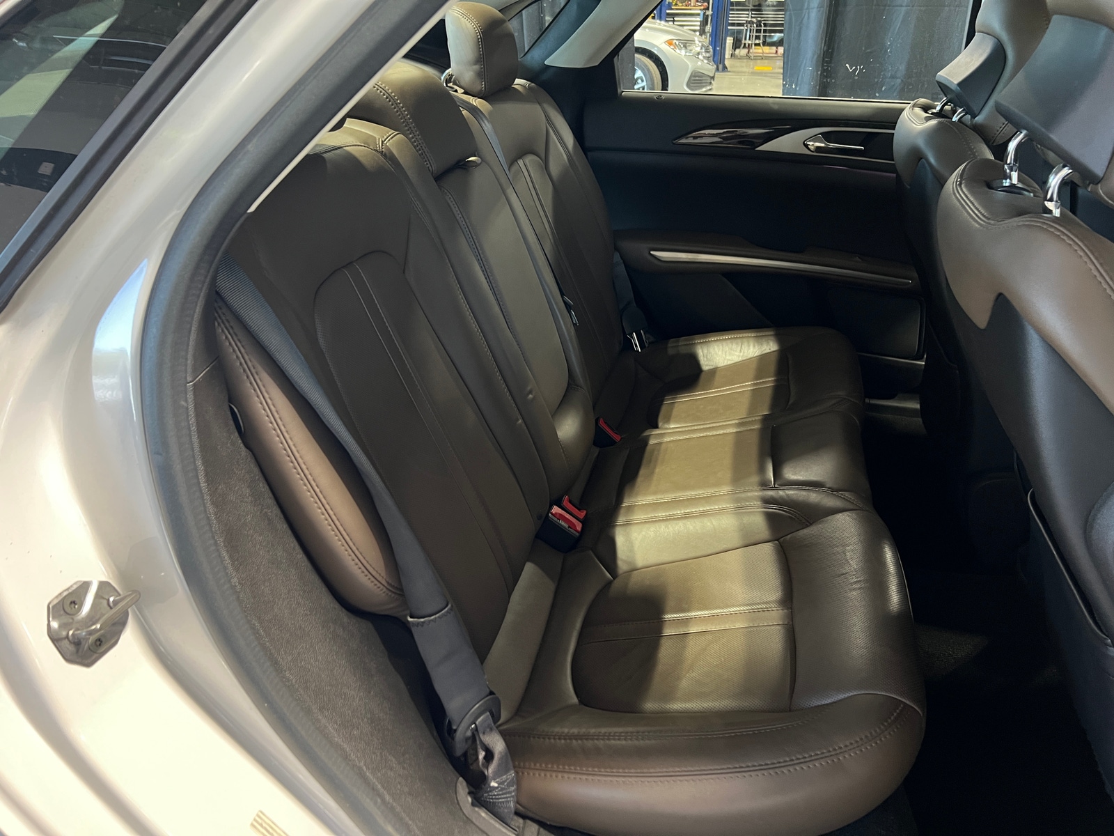 Thumbnail: 2014 Lincoln MKZ - 5