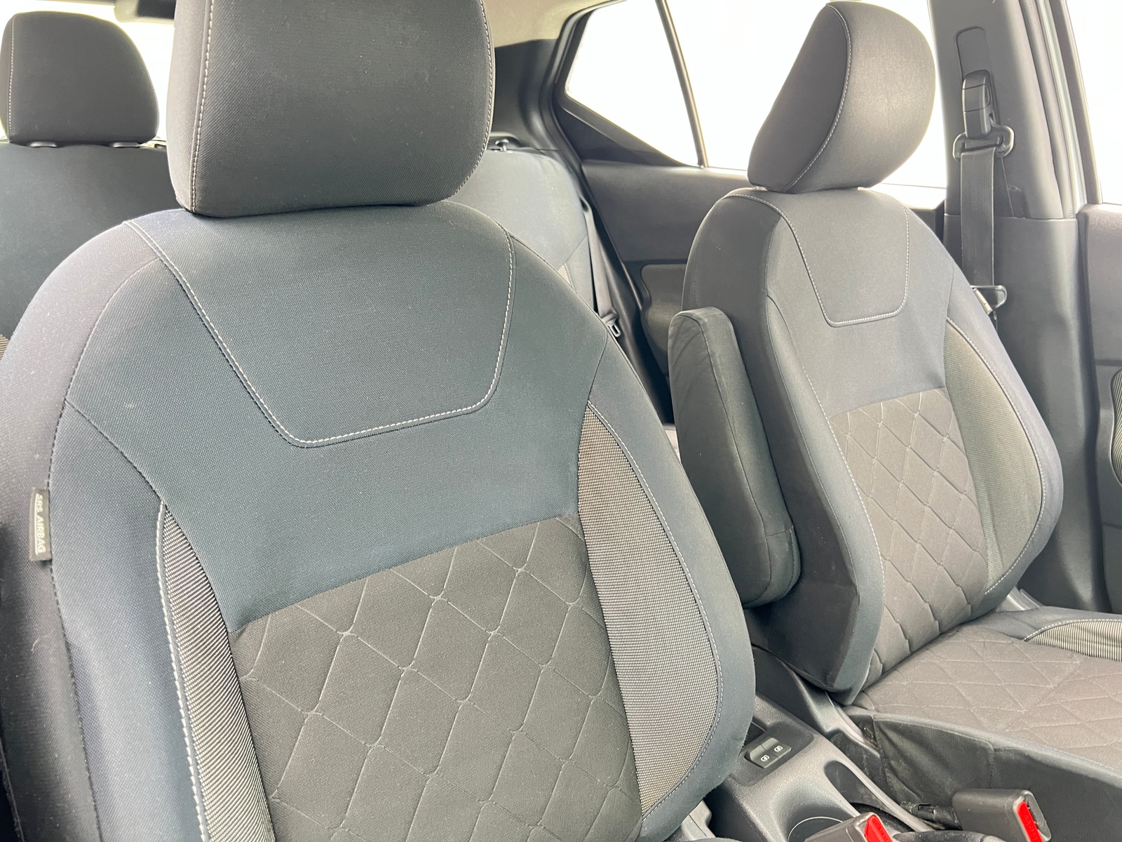 Thumbnail: 2018 Nissan Kicks - 2