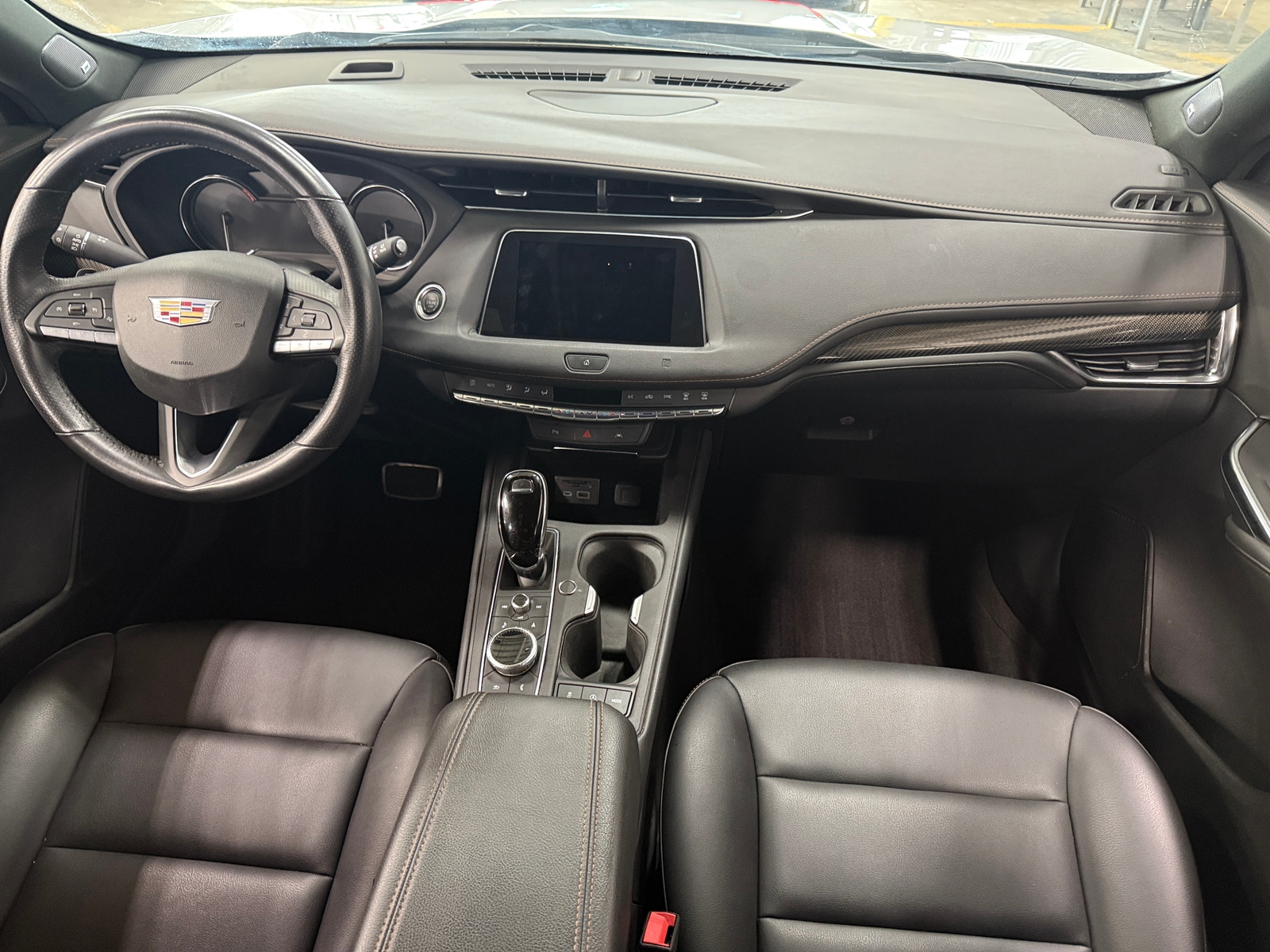 Thumbnail: 2020 Cadillac XT4 - 3