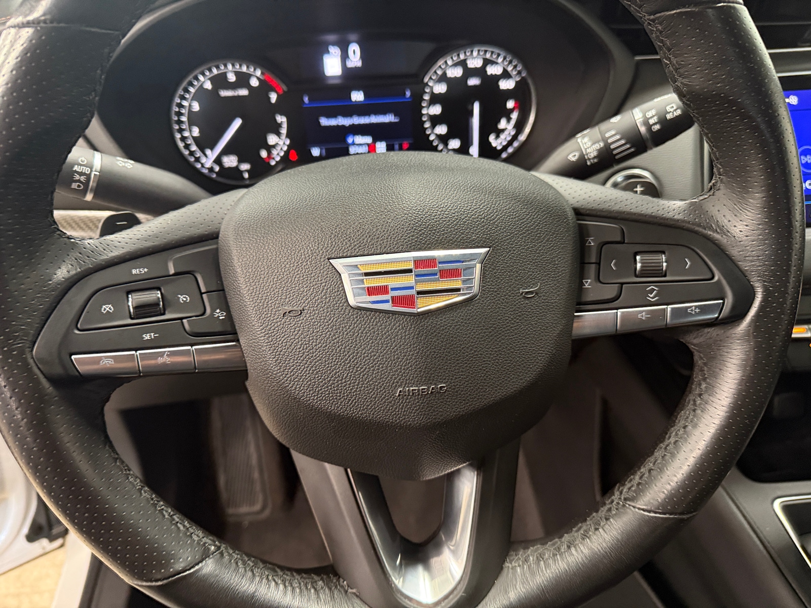 Thumbnail: 2020 Cadillac XT4 - 5