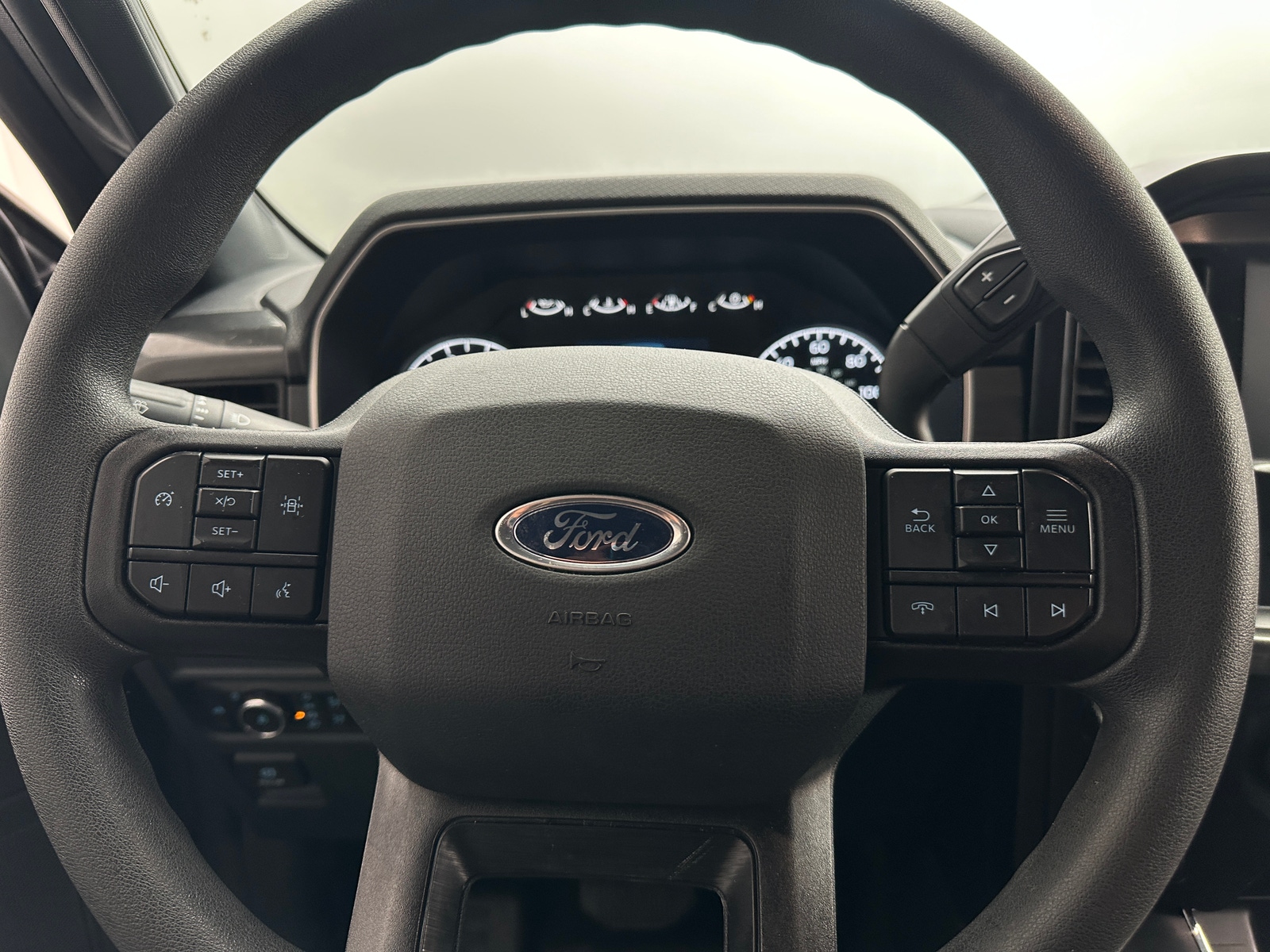 Thumbnail: 2023 Ford Econoline - 5