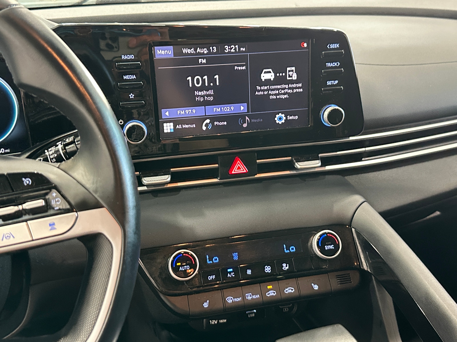 Thumbnail: 2021 Hyundai Elantra - 4