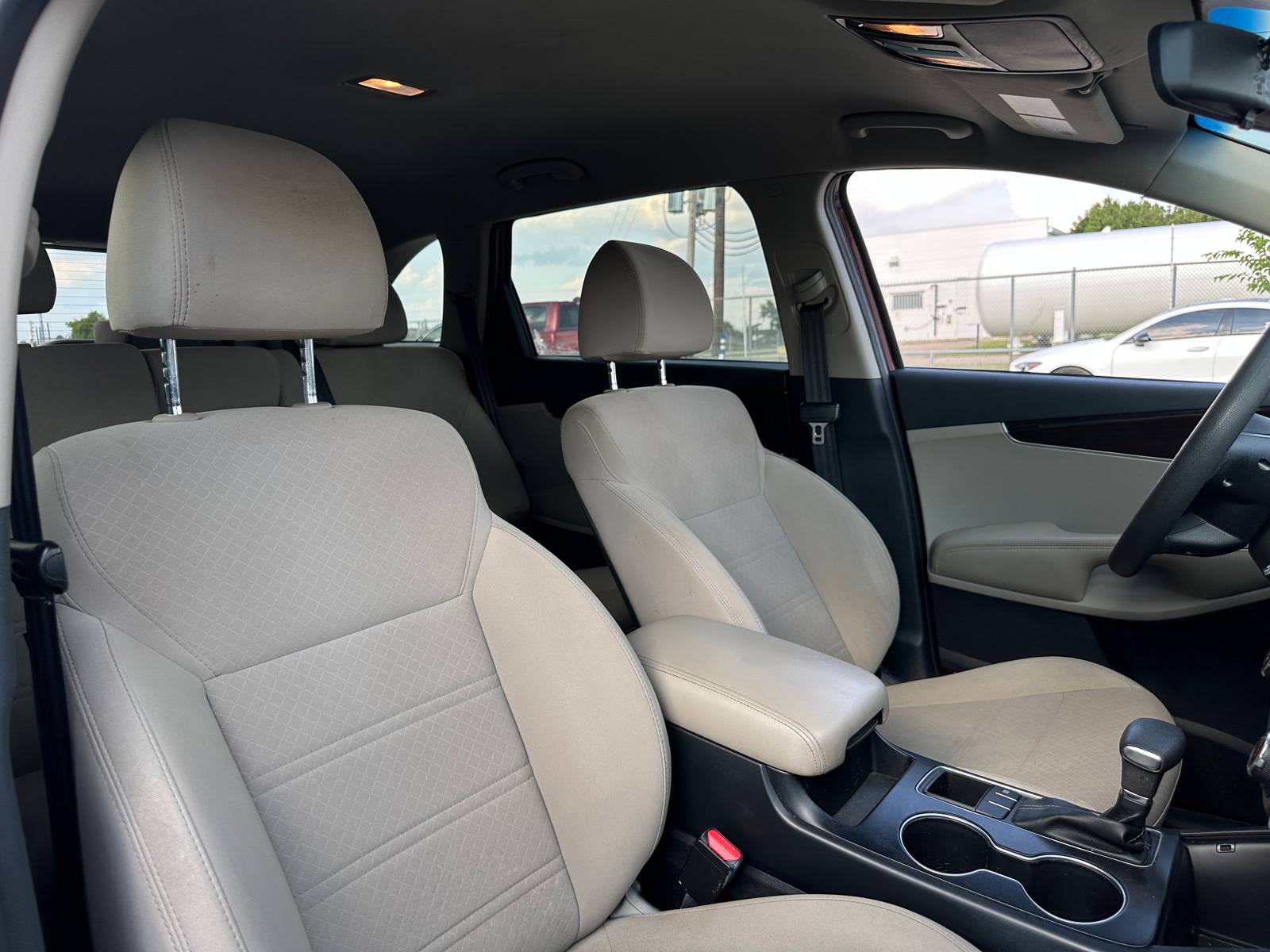 Thumbnail: 2019 Kia Sorento - 2