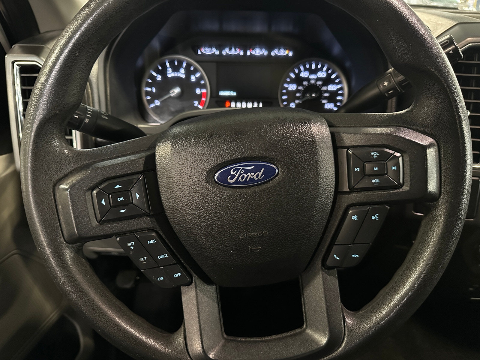 Thumbnail: 2018 Ford Econoline - 5