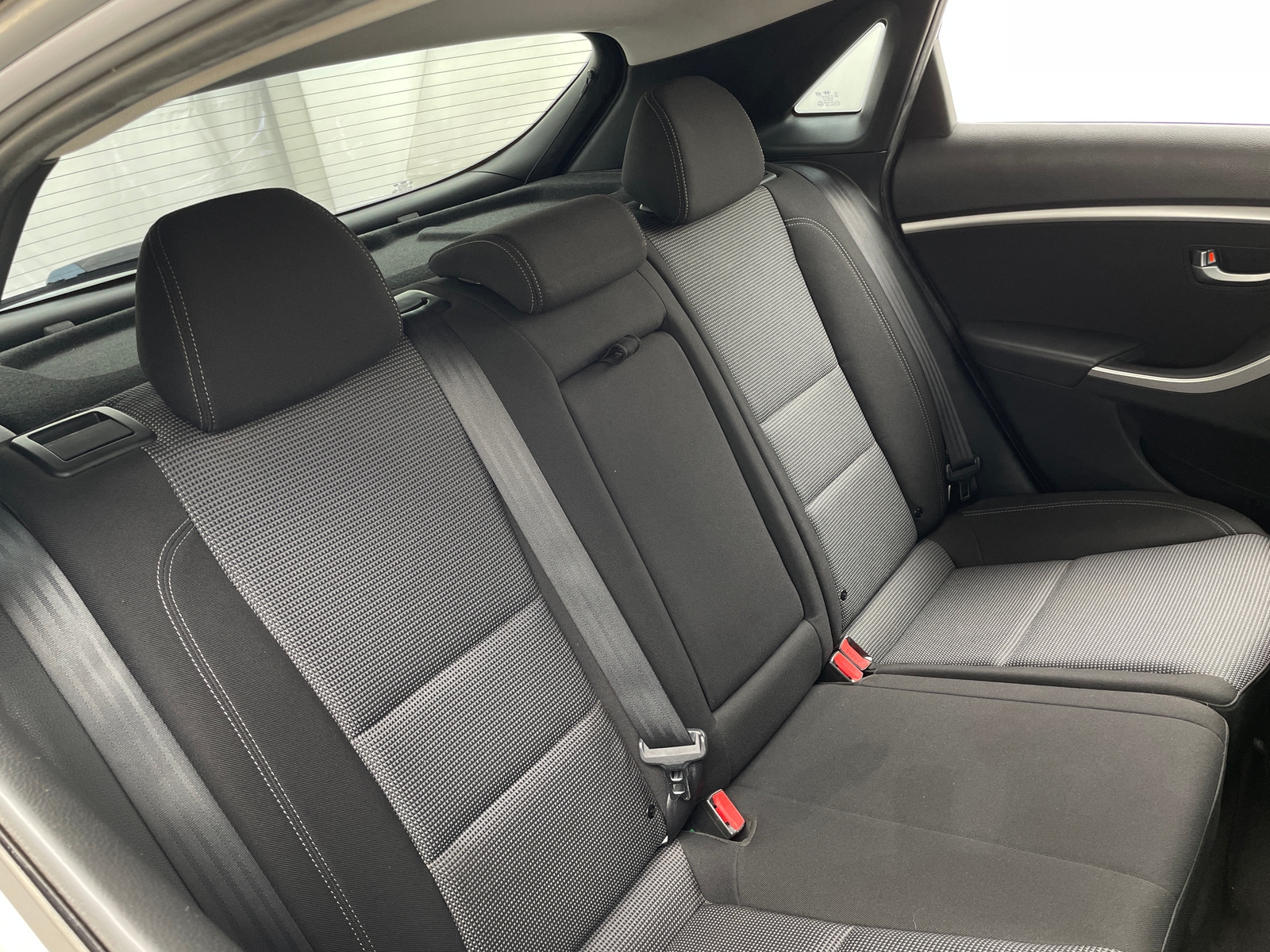 Thumbnail: 2016 Hyundai Elantra - 6