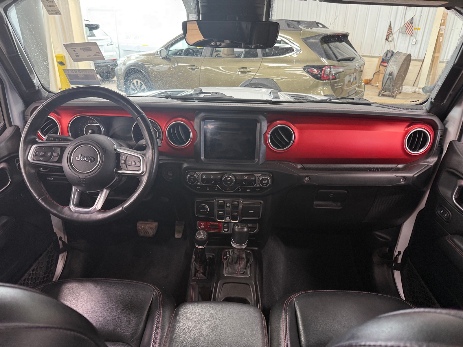 Thumbnail: 2020 Jeep Gladiator - 2