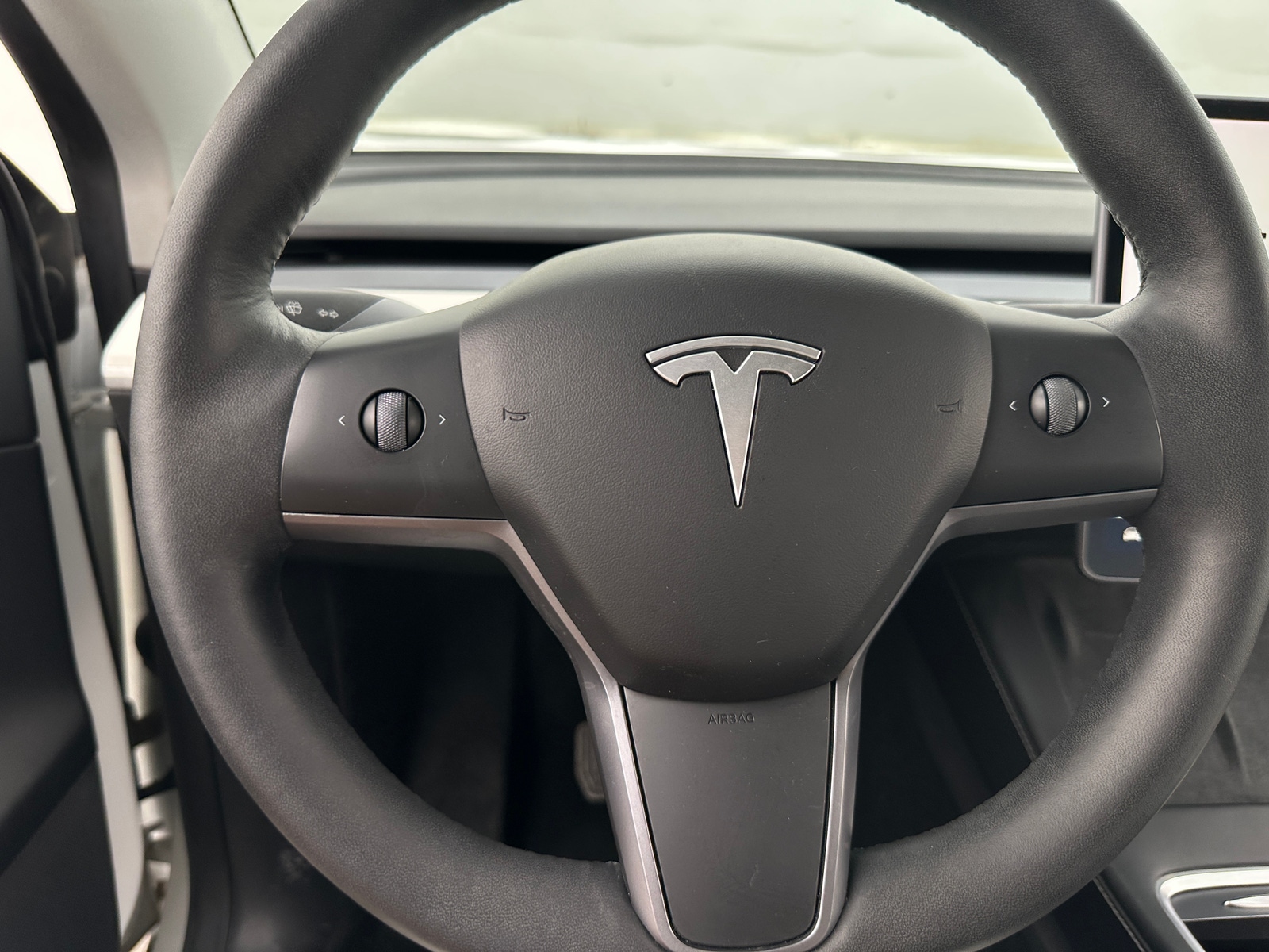 Thumbnail: 2021 Tesla Model Y - 4