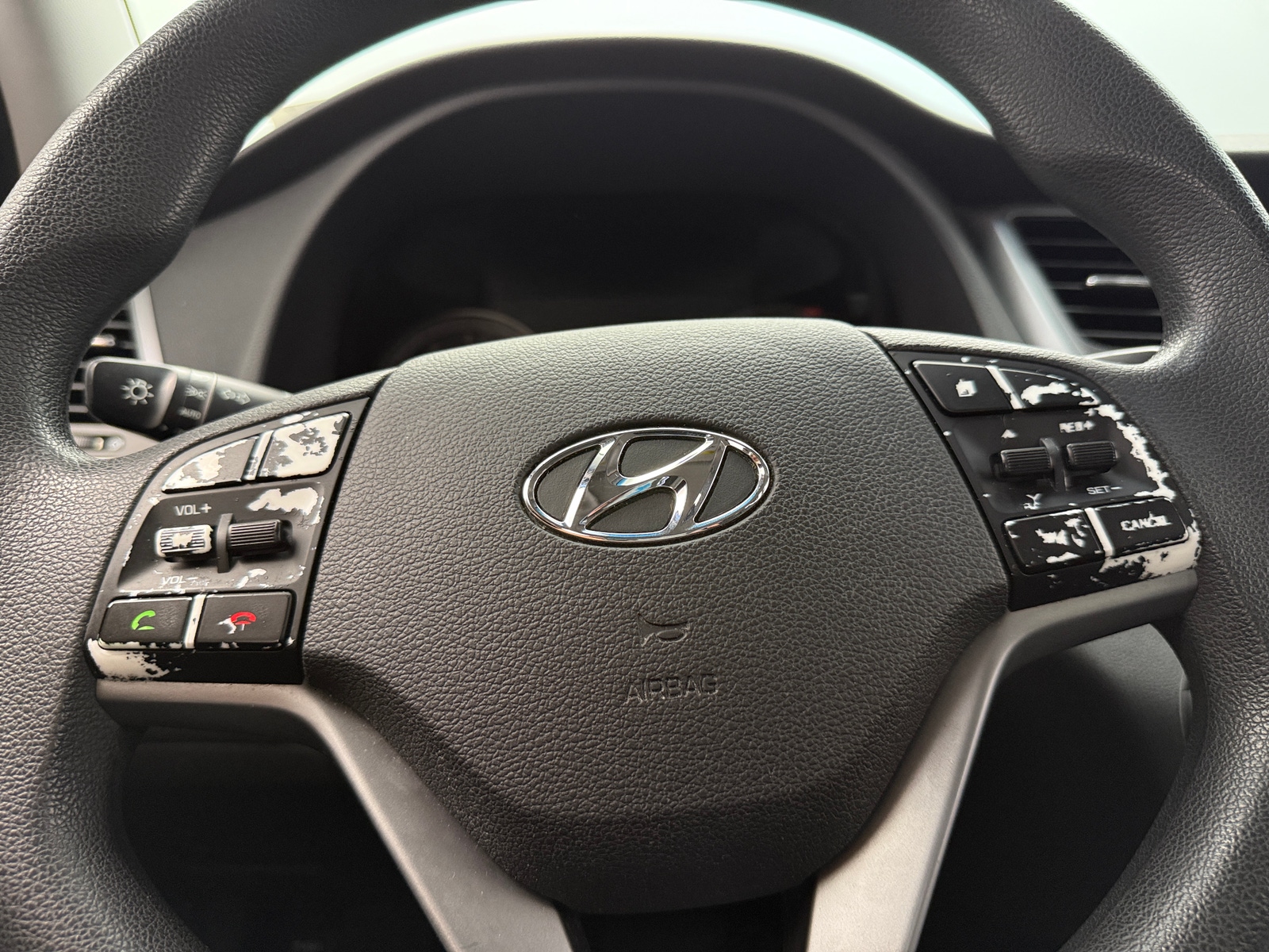 Thumbnail: 2017 Hyundai Tucson - 5