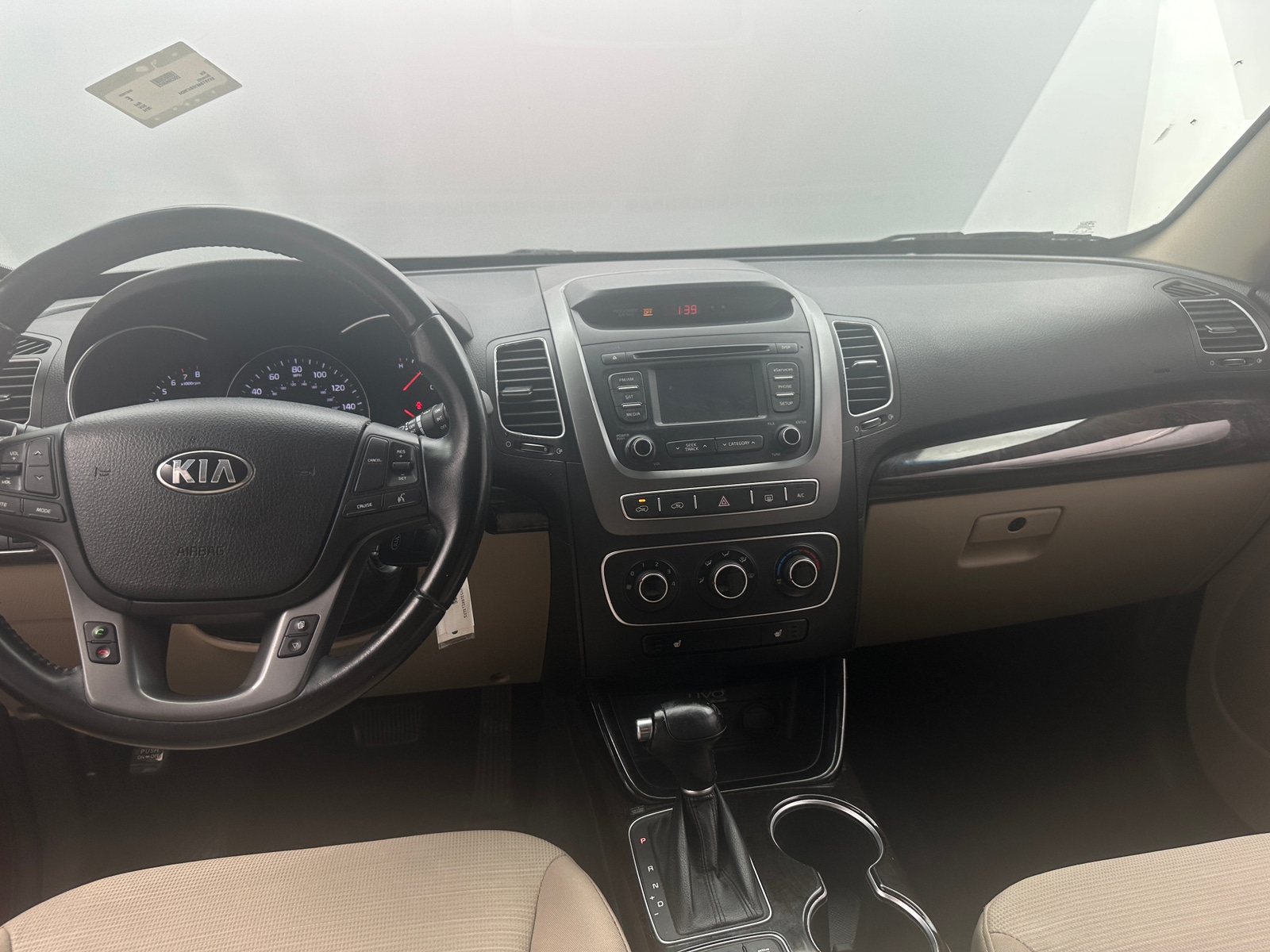 Thumbnail: 2014 Kia Sorento - 3