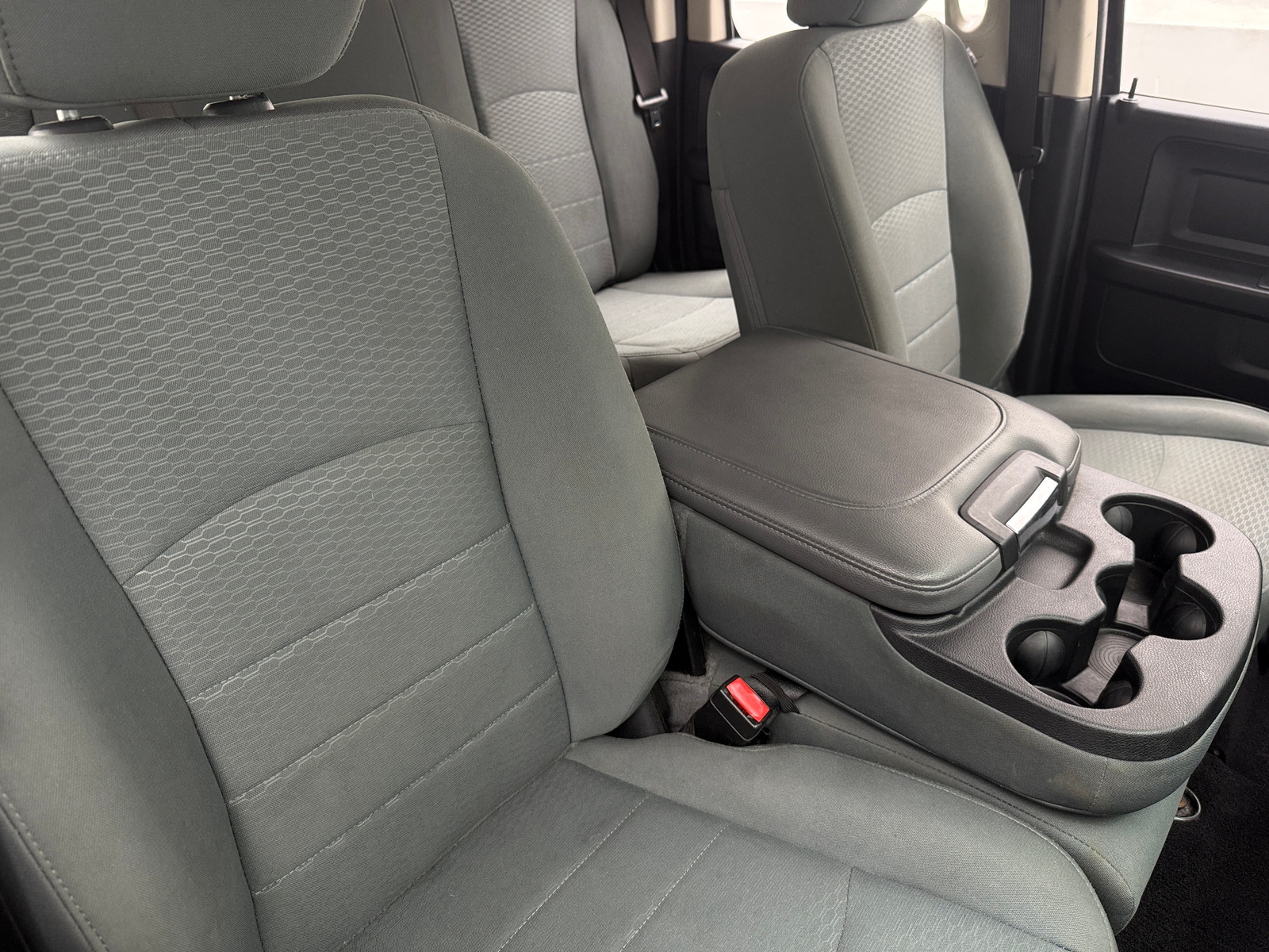 Thumbnail: 2019 RAM 1500 Classic - 2