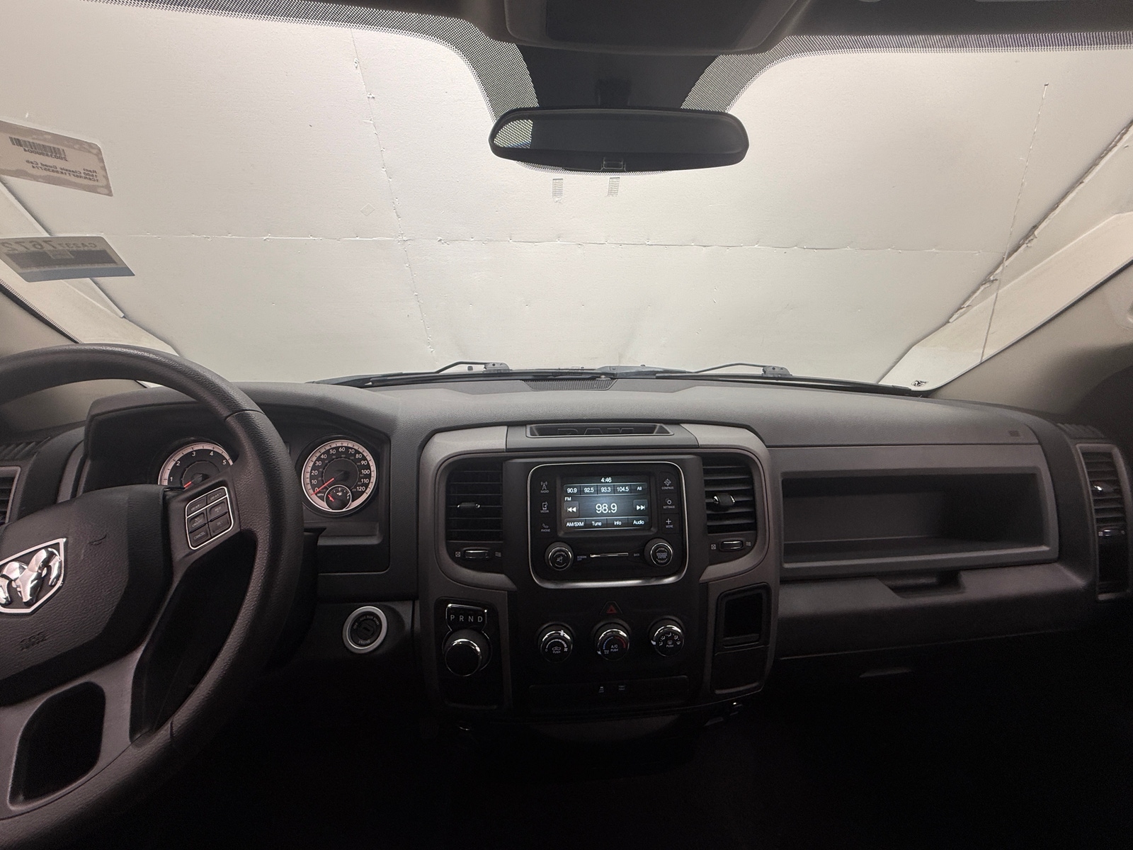 Thumbnail: 2019 RAM 1500 Classic - 3
