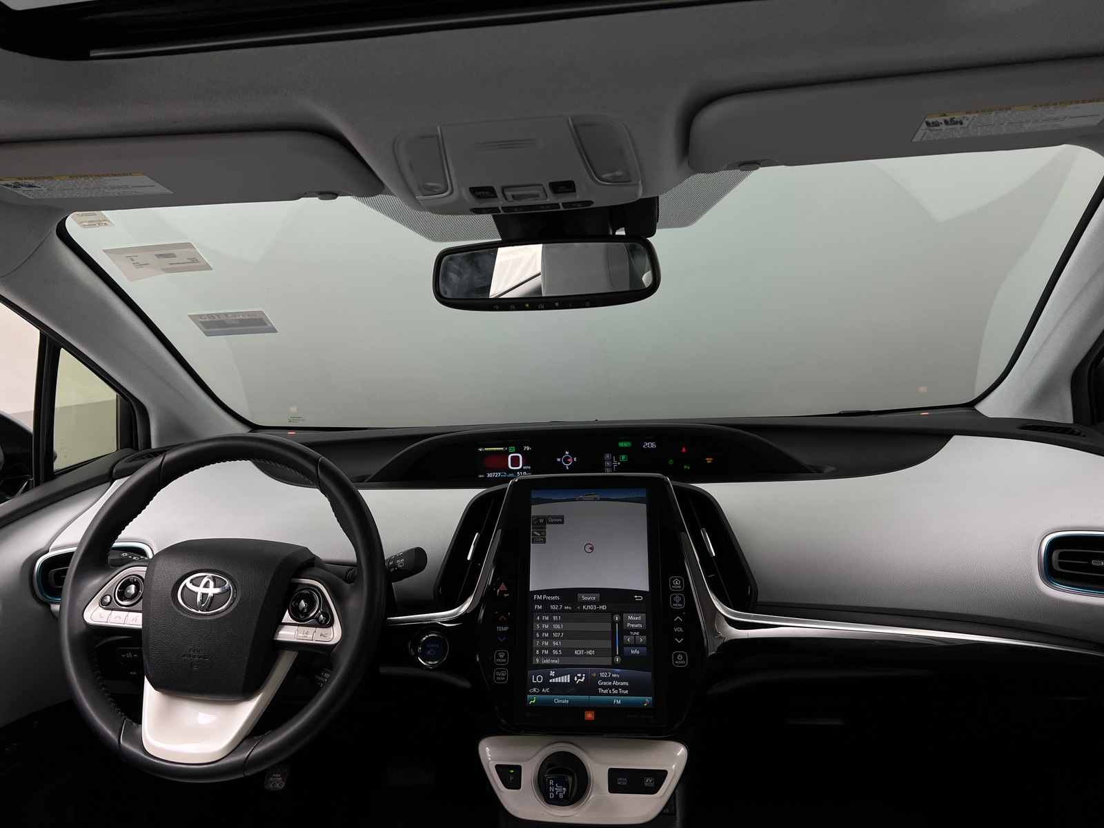 Thumbnail: 2018 Toyota Prius - 2