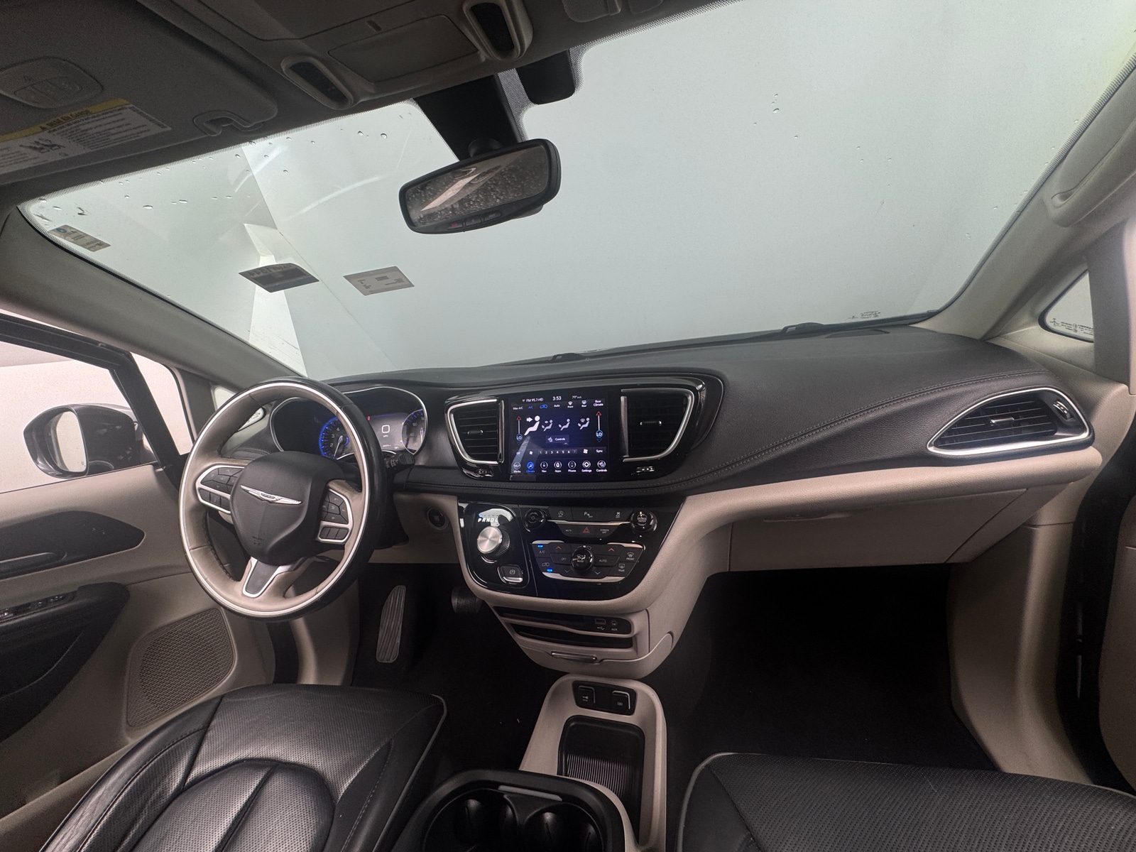 Thumbnail: 2020 Chrysler Pacifica - 2