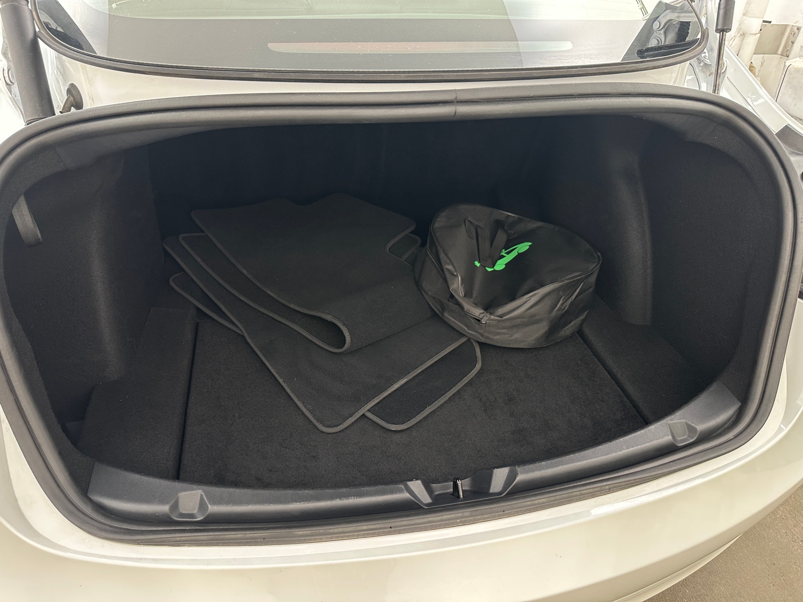 Thumbnail: 2023 Tesla Model 3 - 6