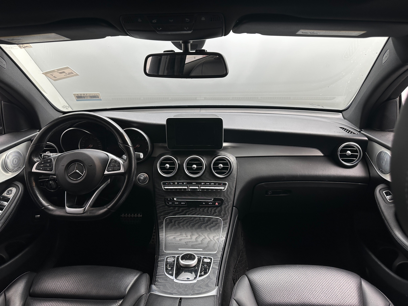 Thumbnail: 2019 Mercedes-Benz GLC - 2