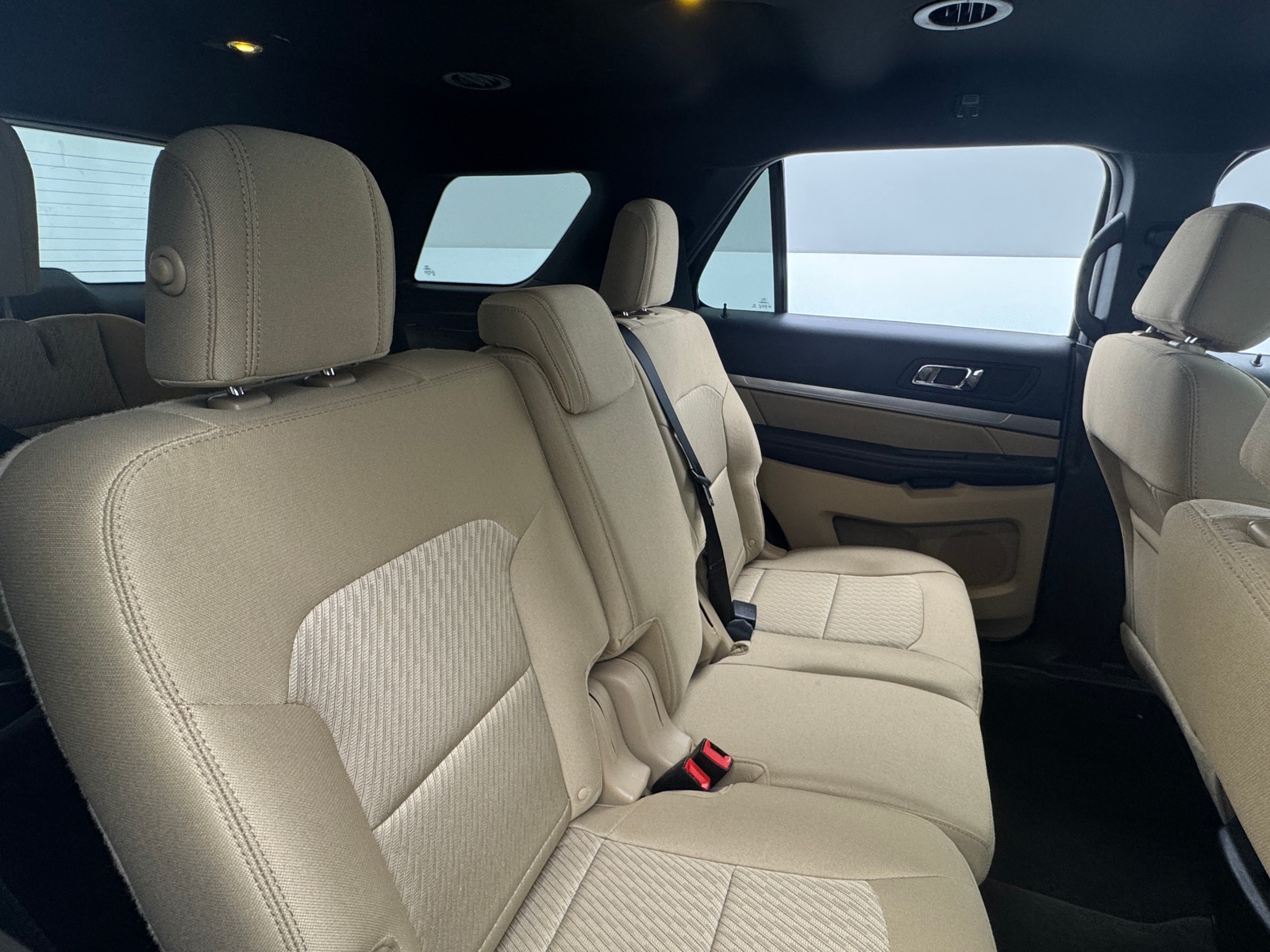 Thumbnail: 2017 Ford Explorer - 6