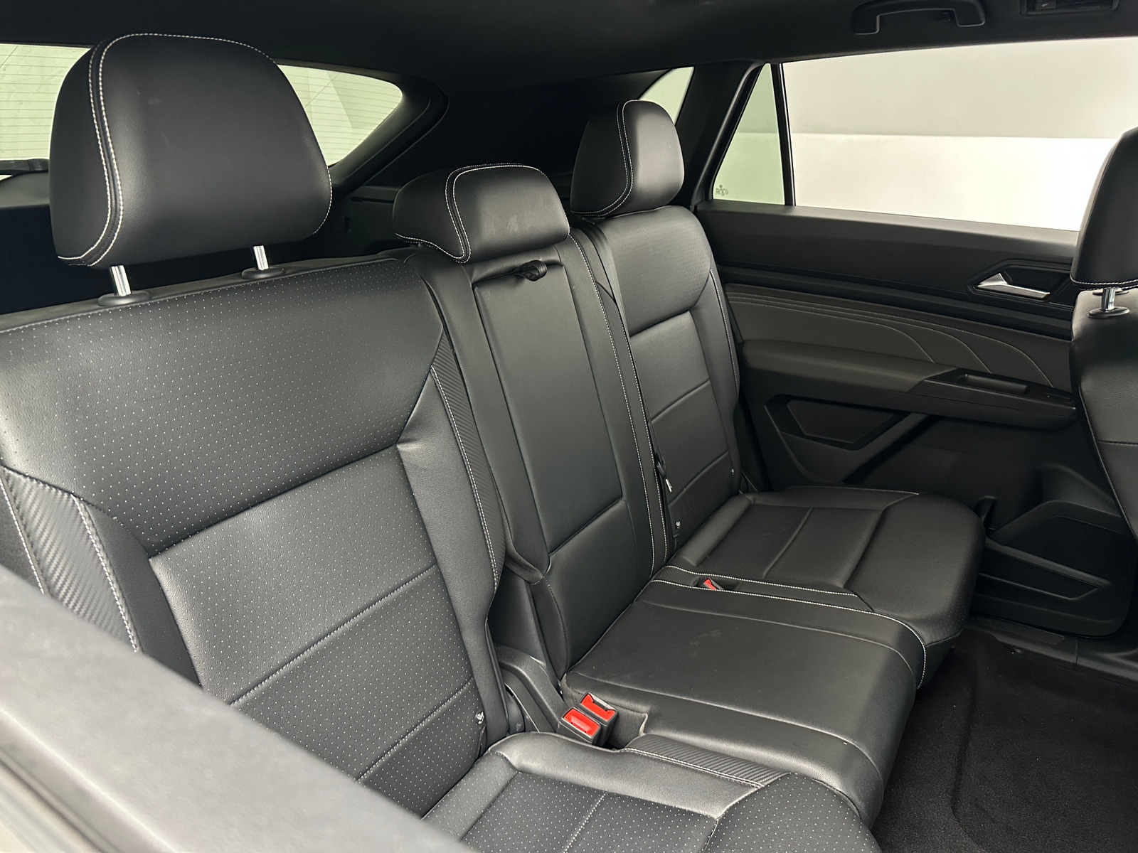 Thumbnail: 2023 Volkswagen Atlas - 5