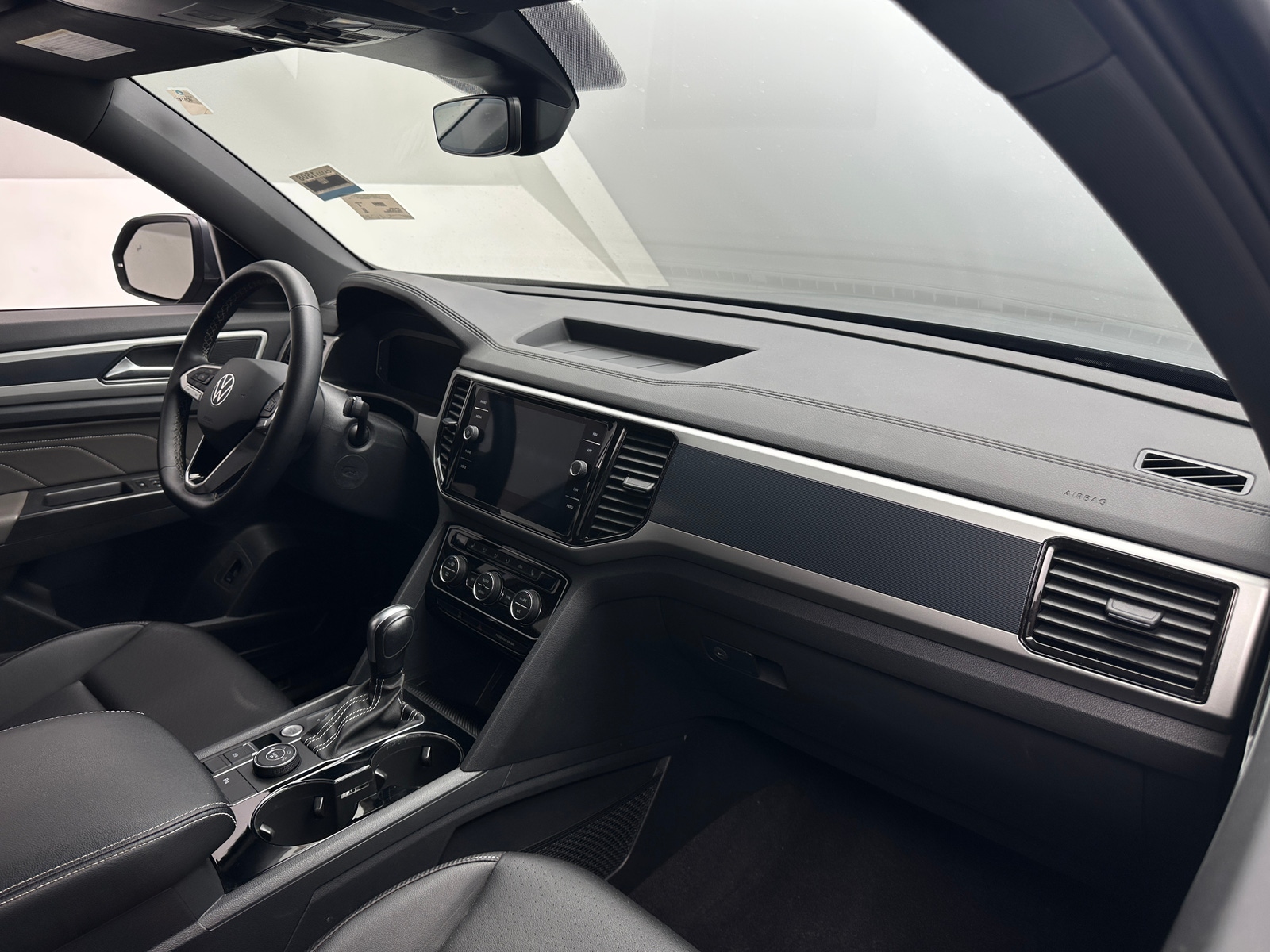 Thumbnail: 2023 Volkswagen Atlas - 2