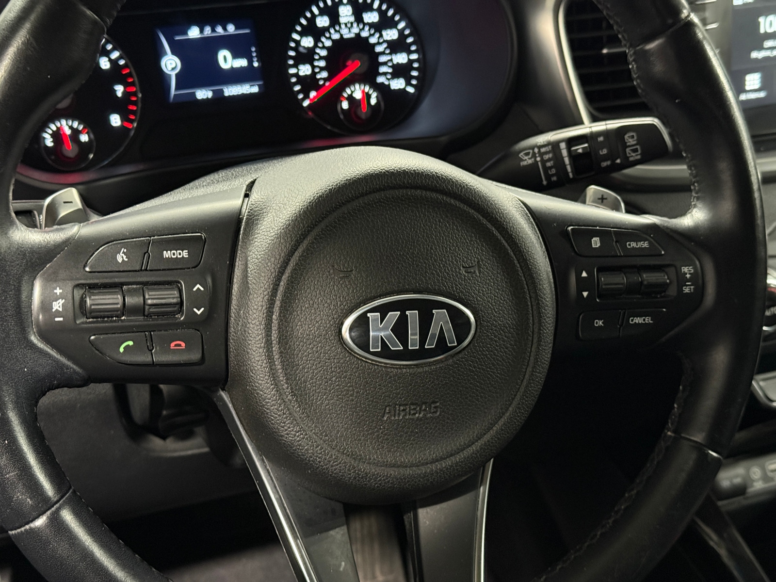 Thumbnail: 2017 Kia Sorento - 4