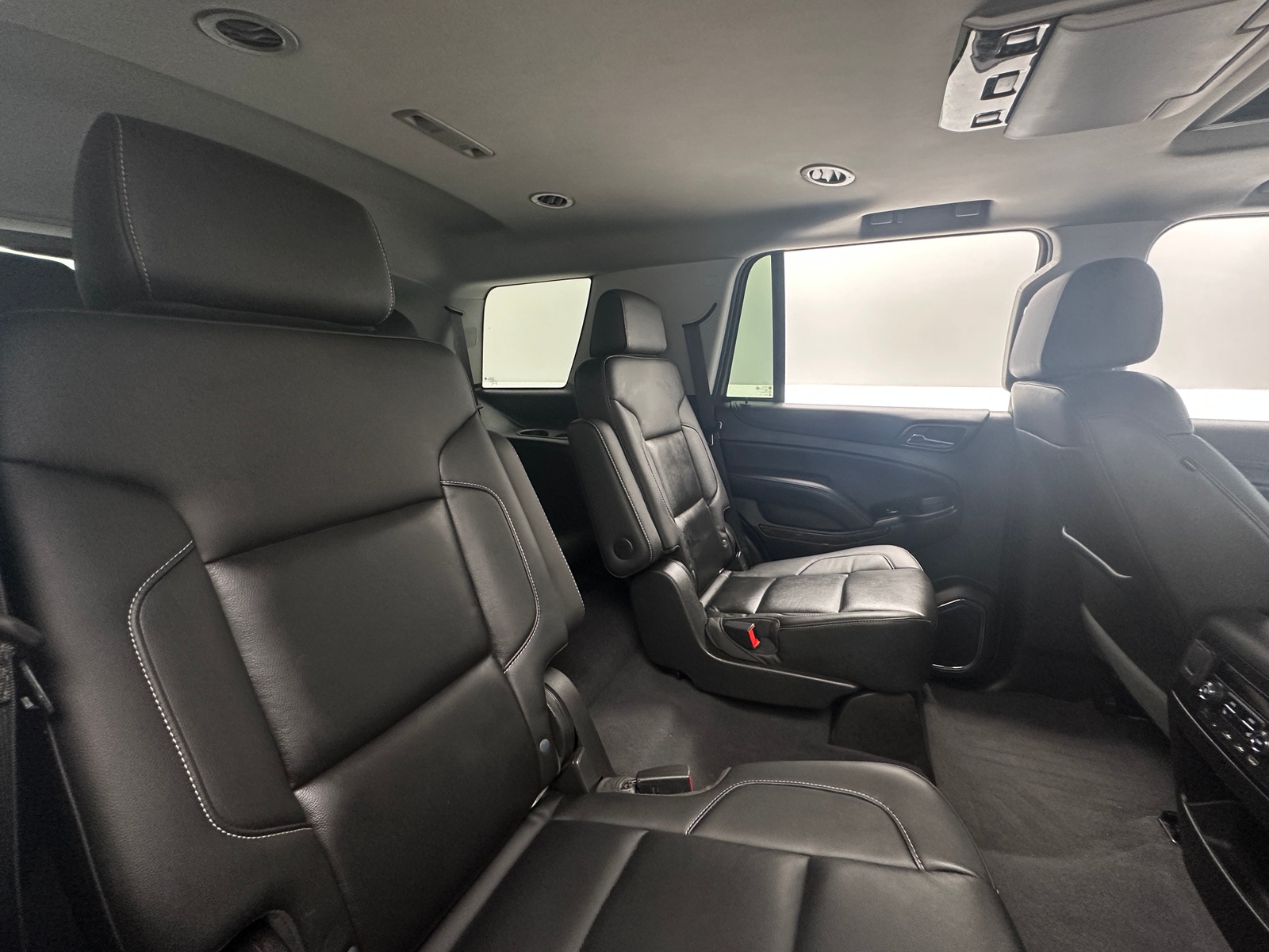 Thumbnail: 2019 Chevrolet Tahoe - 5