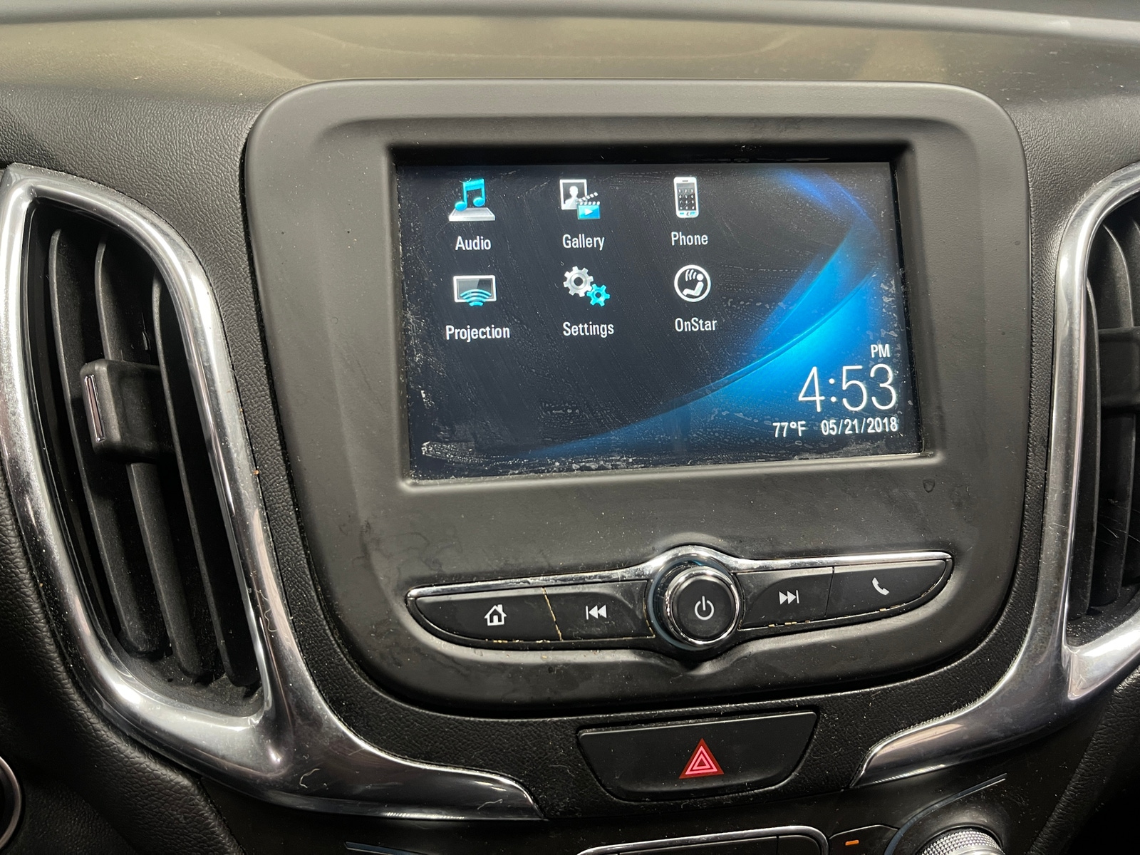 Thumbnail: 2018 Chevrolet Equinox - 4