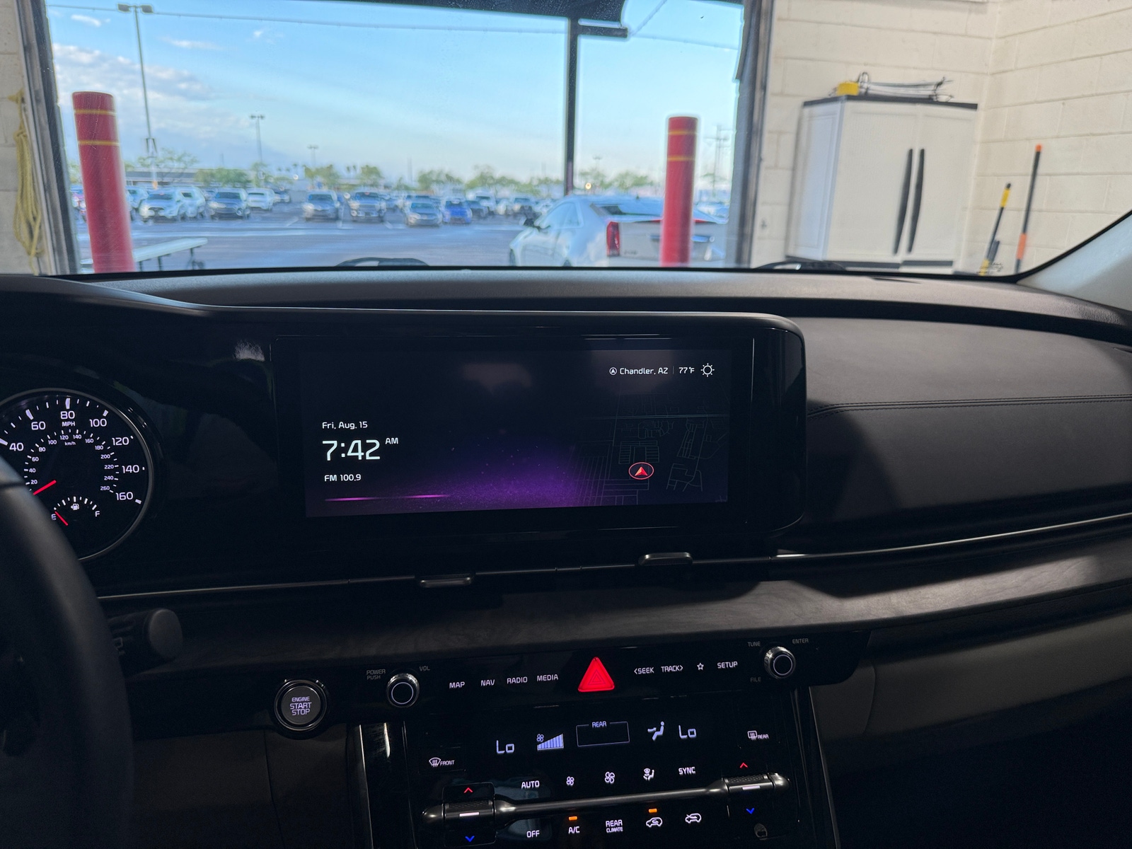 Thumbnail: 2024 Kia Carnival - 3