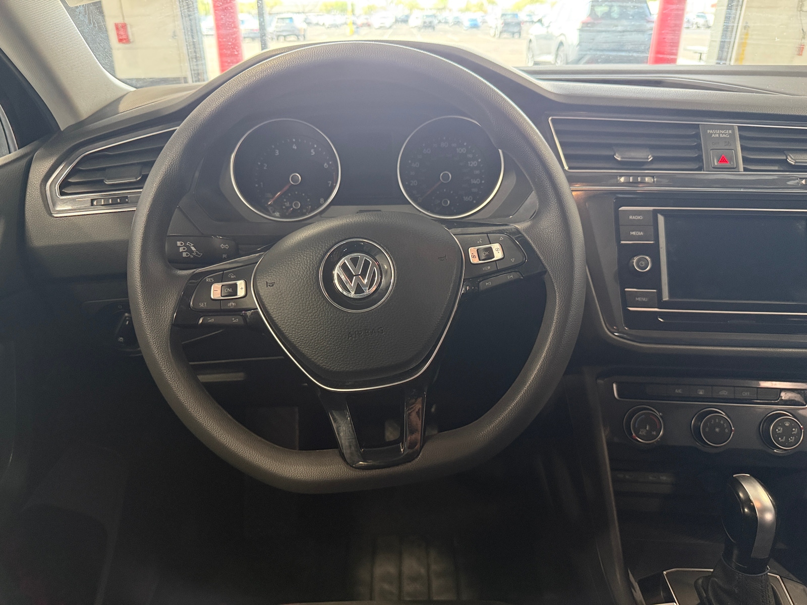 Thumbnail: 2021 Volkswagen Tiguan - 5