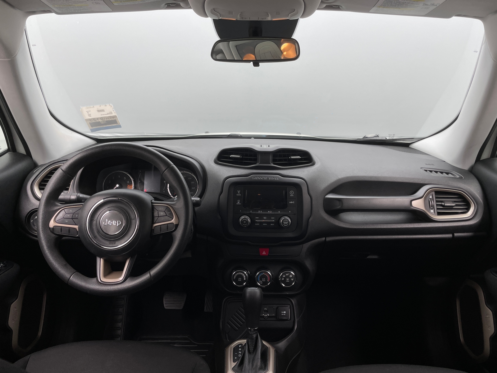 Thumbnail: 2017 Jeep Renegade - 3